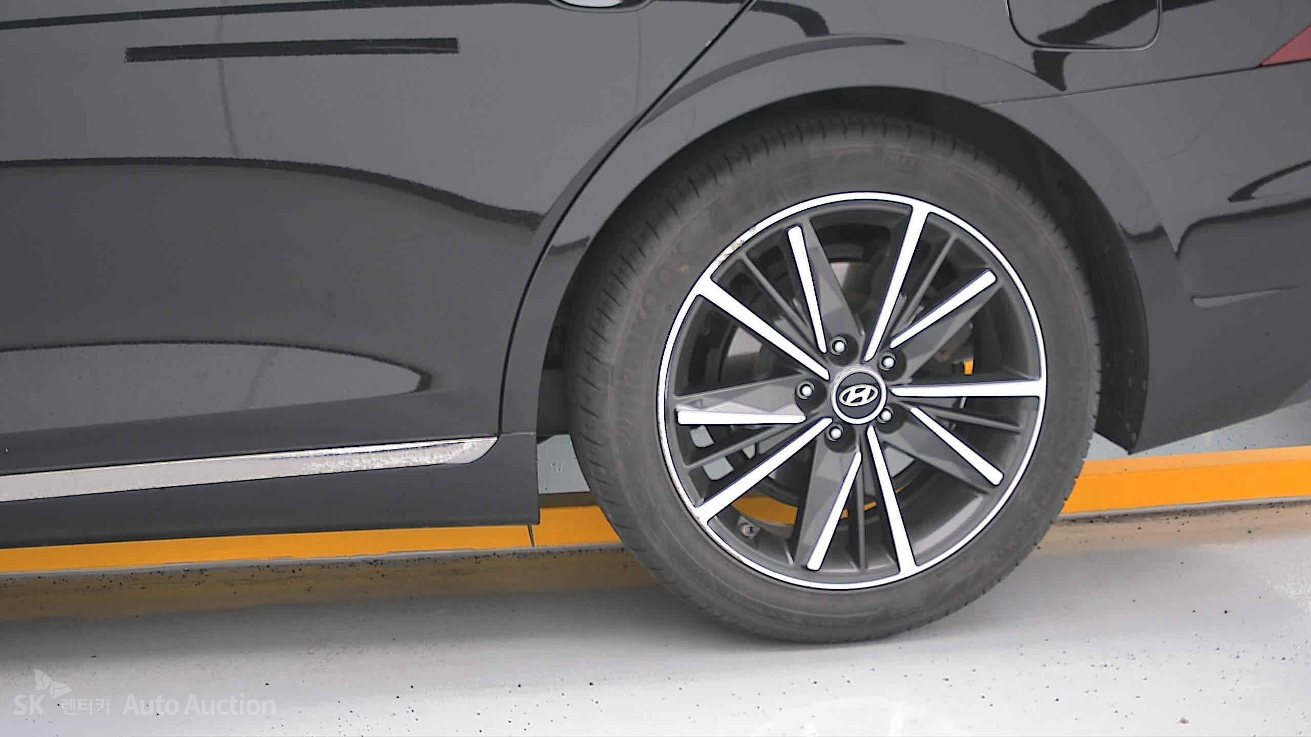 2022 - hyundai grandeur