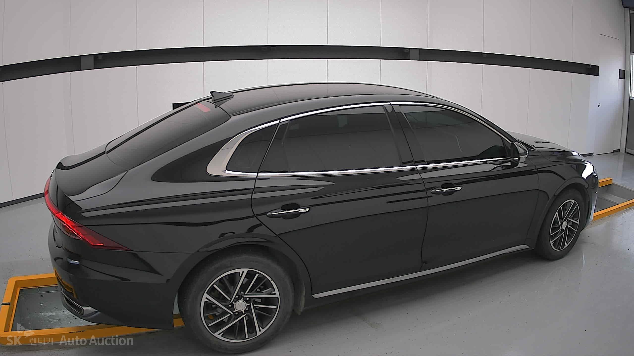 2022 - hyundai grandeur