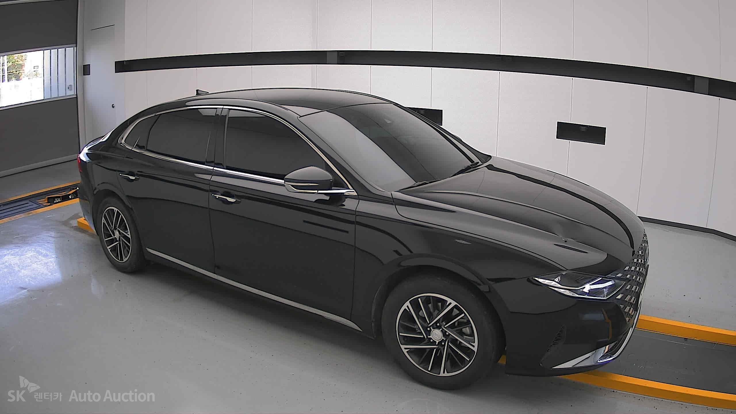 2022 - hyundai grandeur