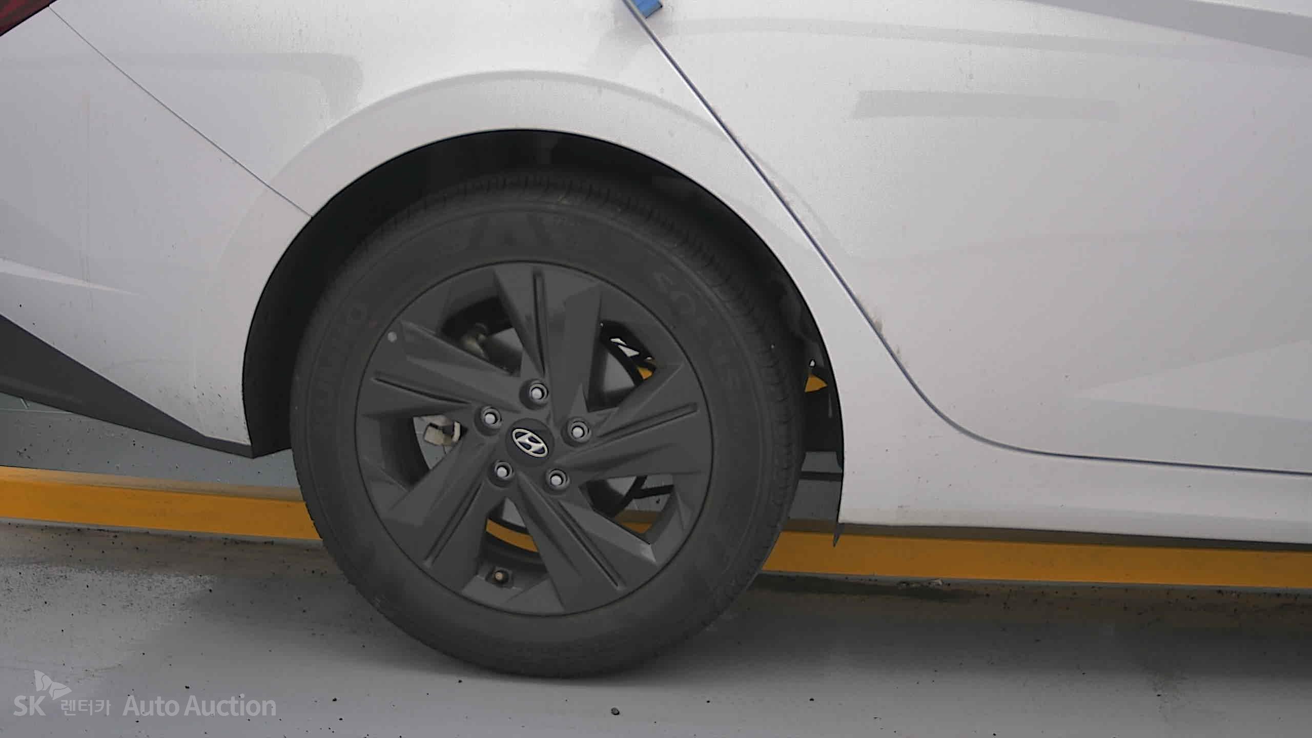 2023 - hyundai avante