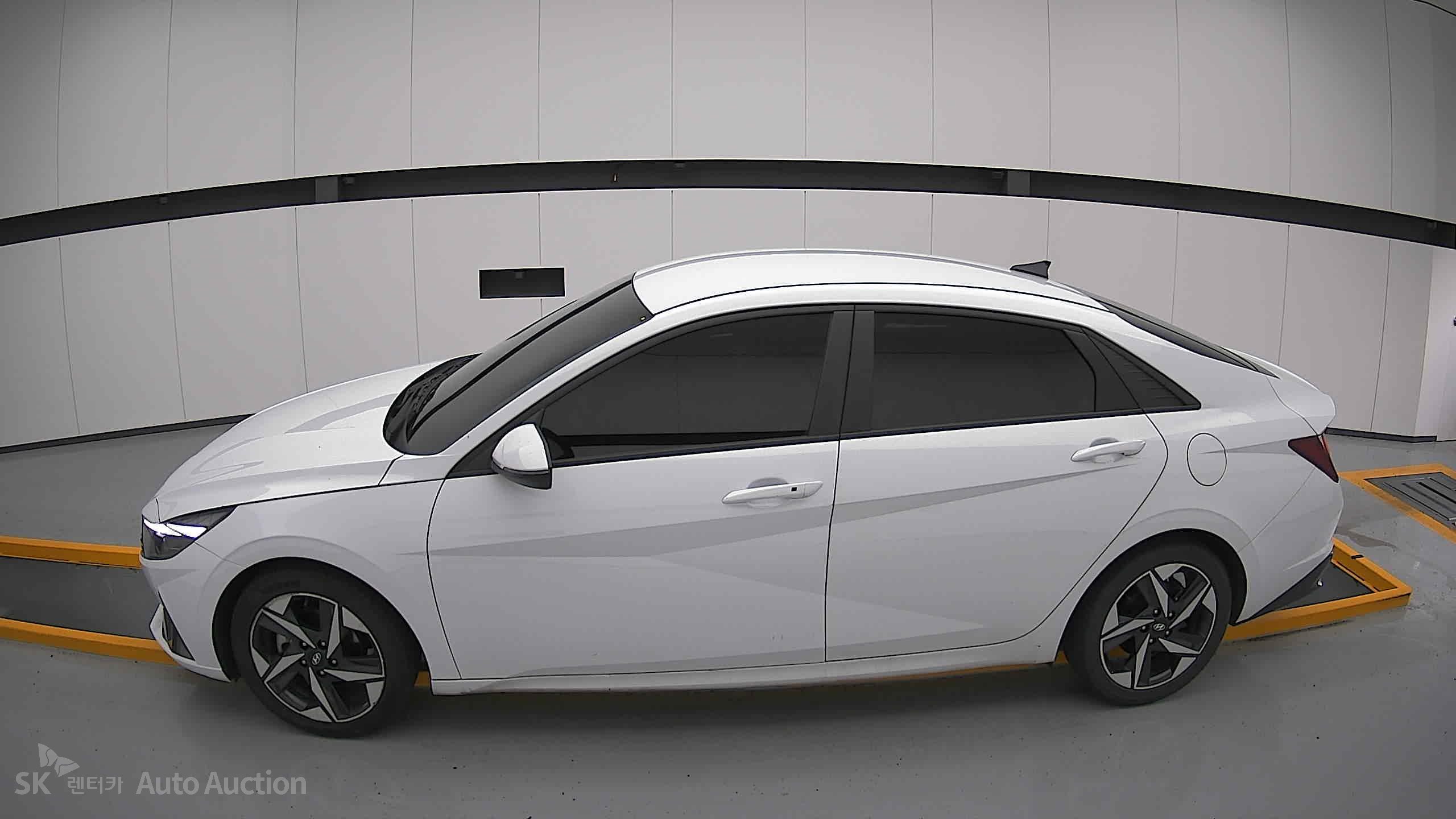 2023 - hyundai avante