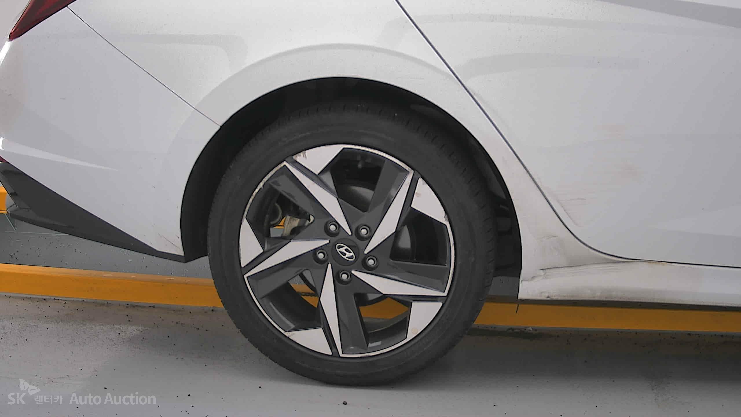 2023 - hyundai avante