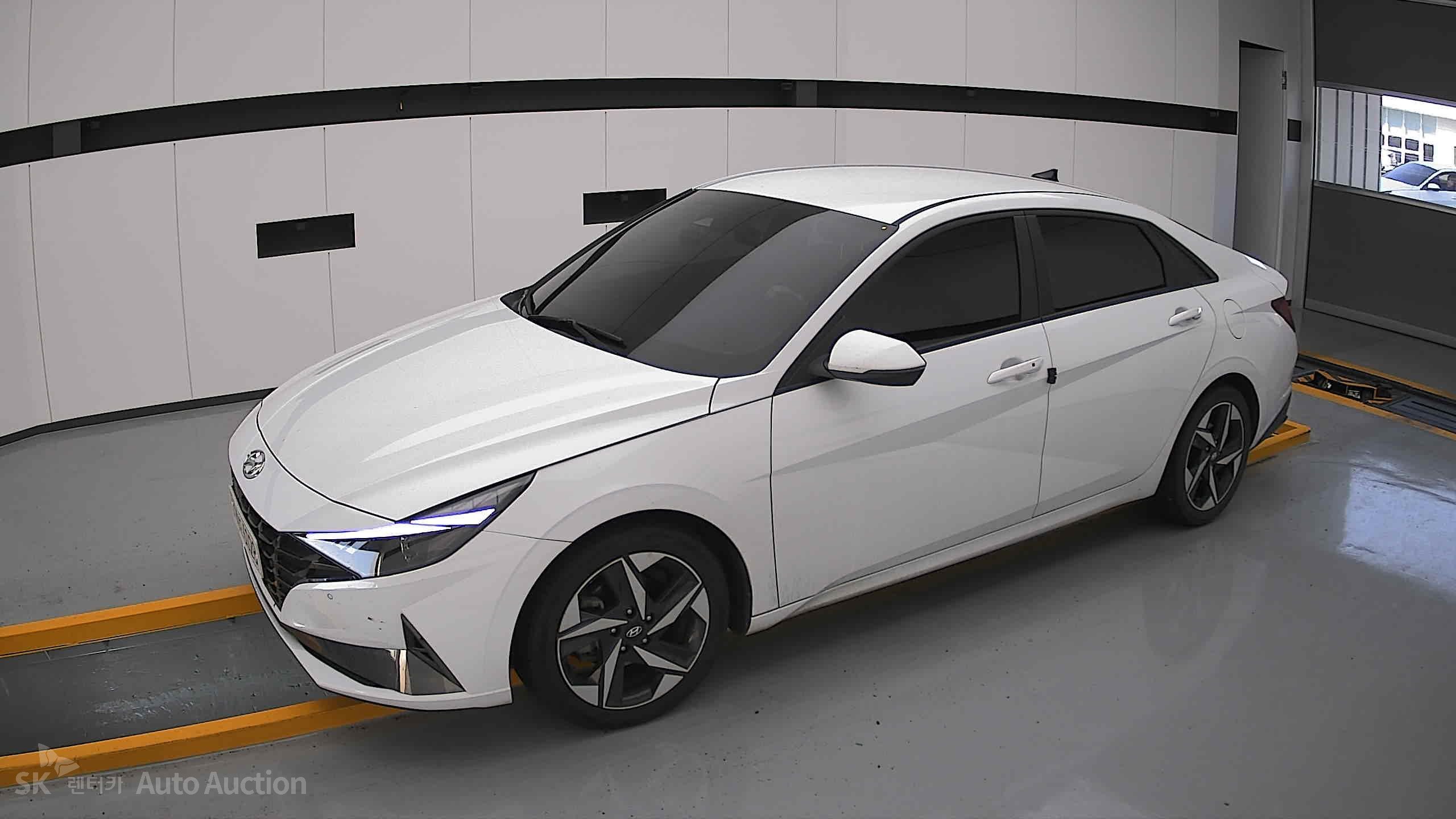 2023 - hyundai avante