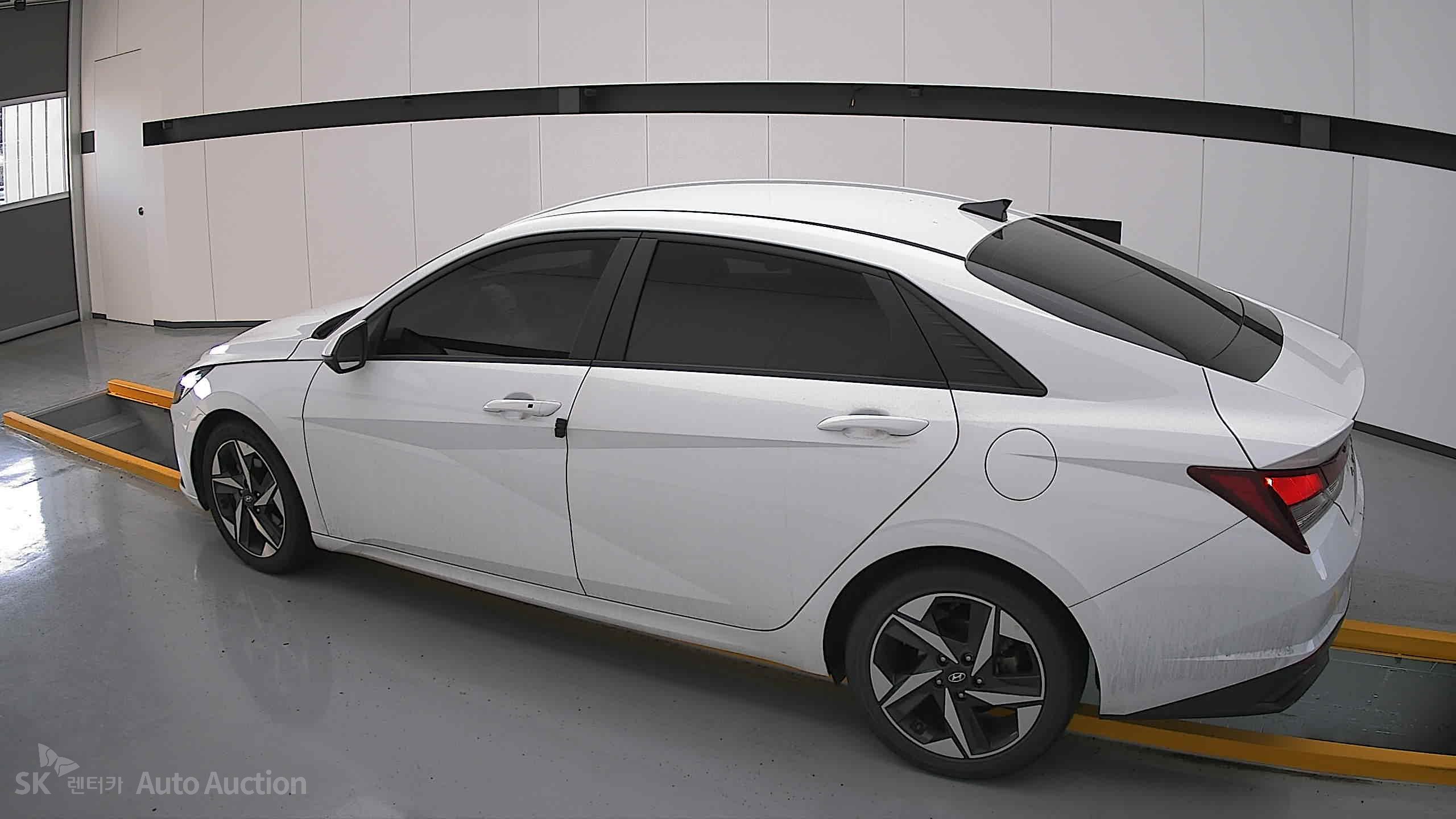 2023 - hyundai avante