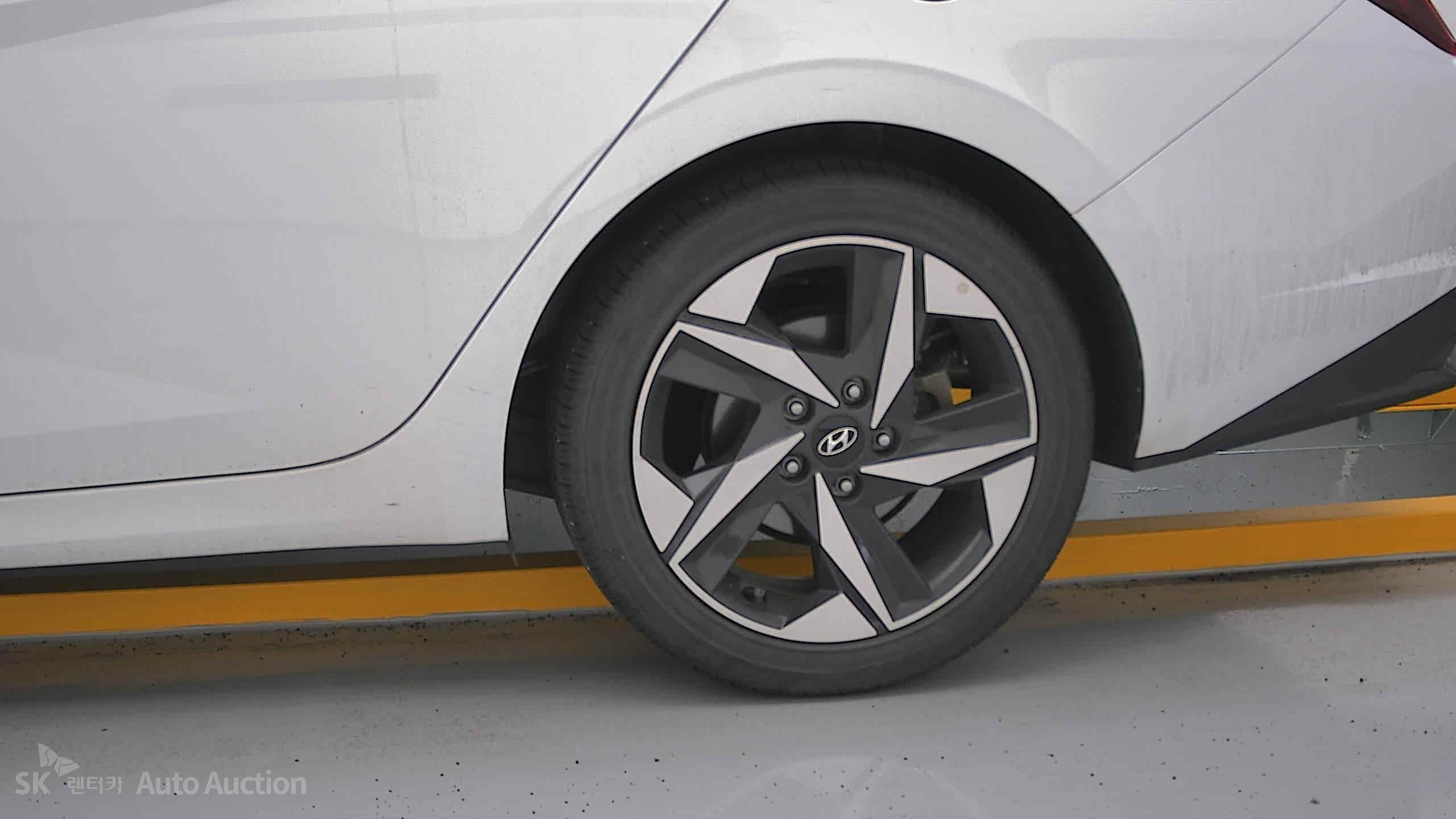 2023 - hyundai avante