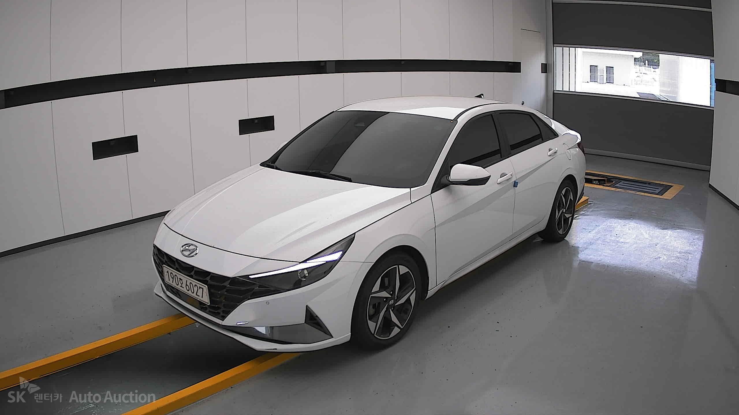 2023 - hyundai avante