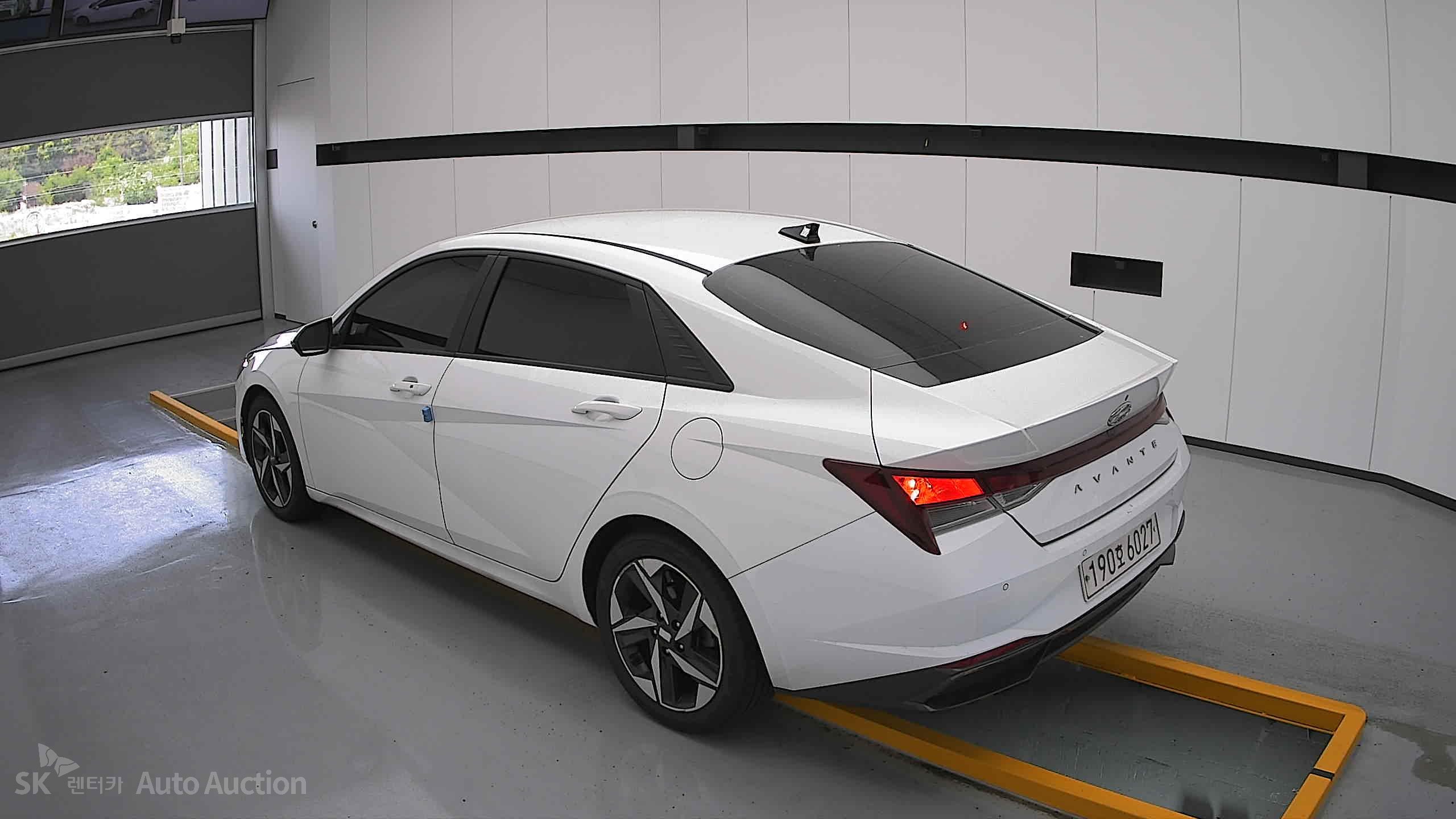 2023 - hyundai avante