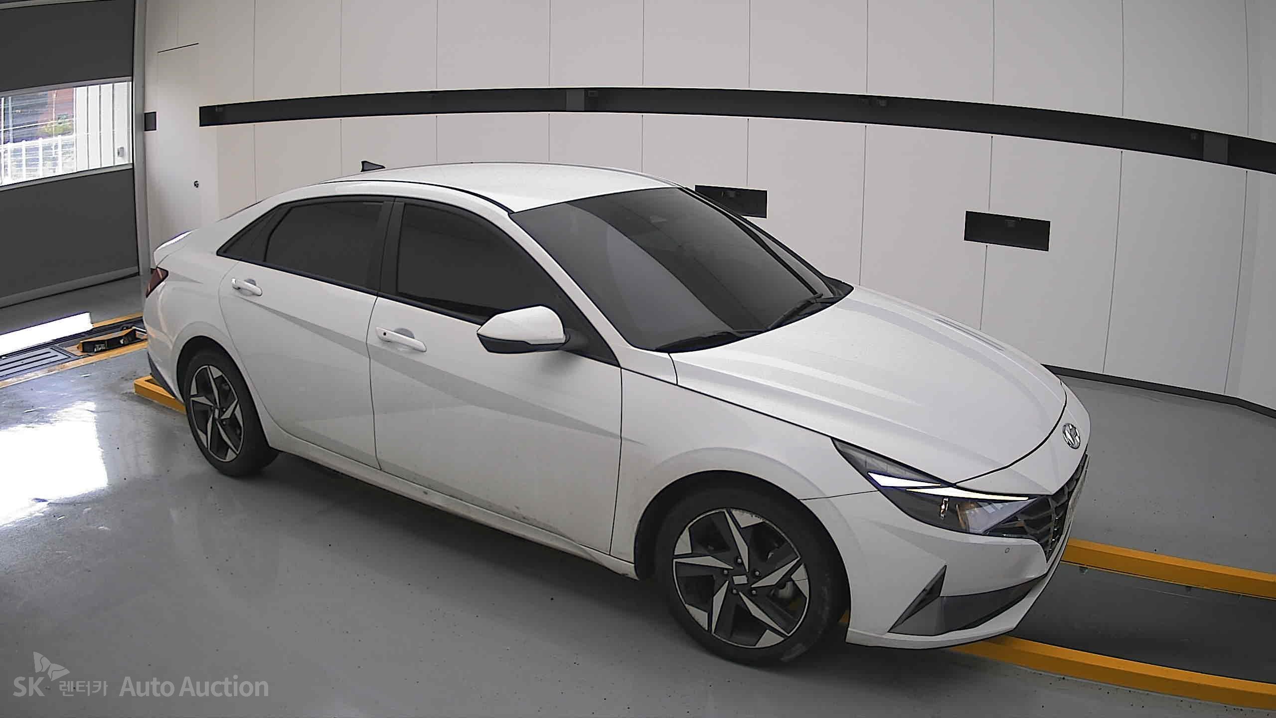 2023 - hyundai avante