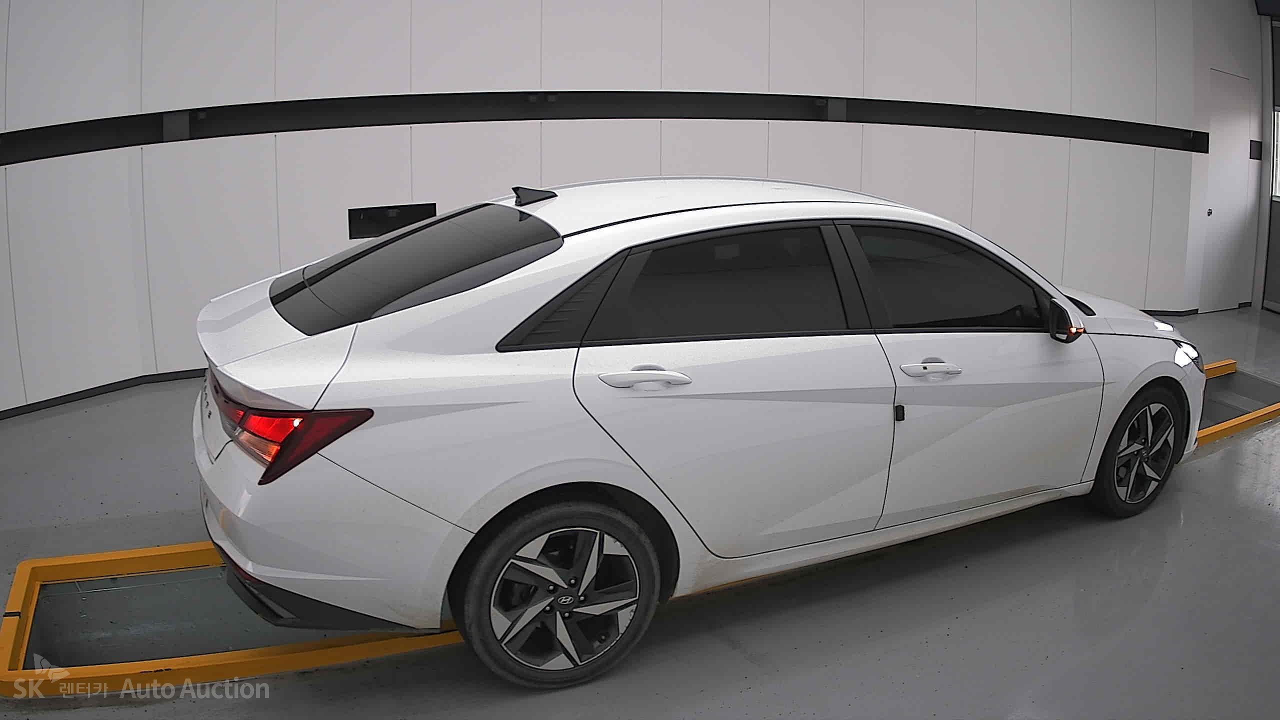 2023 - hyundai avante