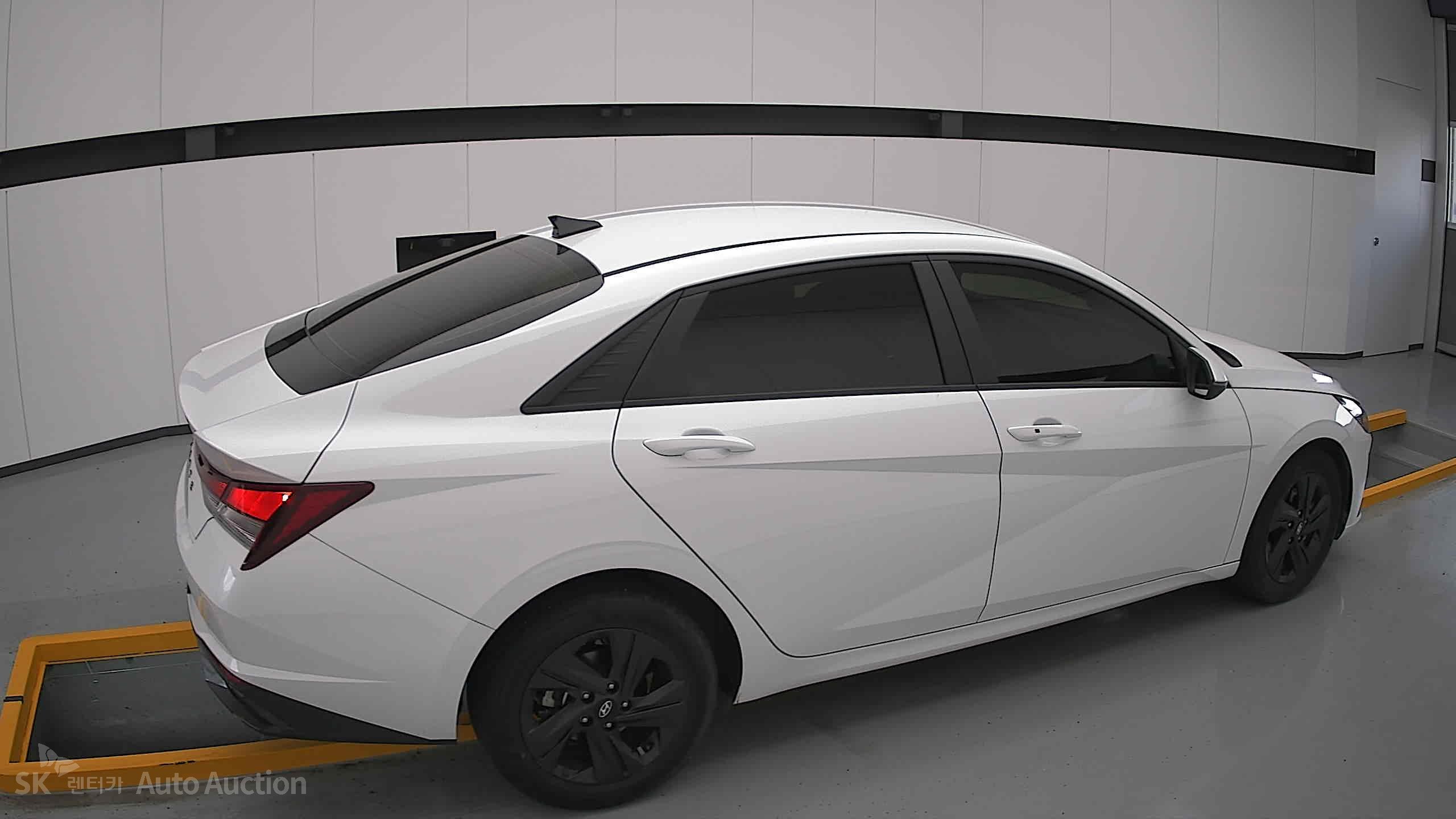 2023 - hyundai avante
