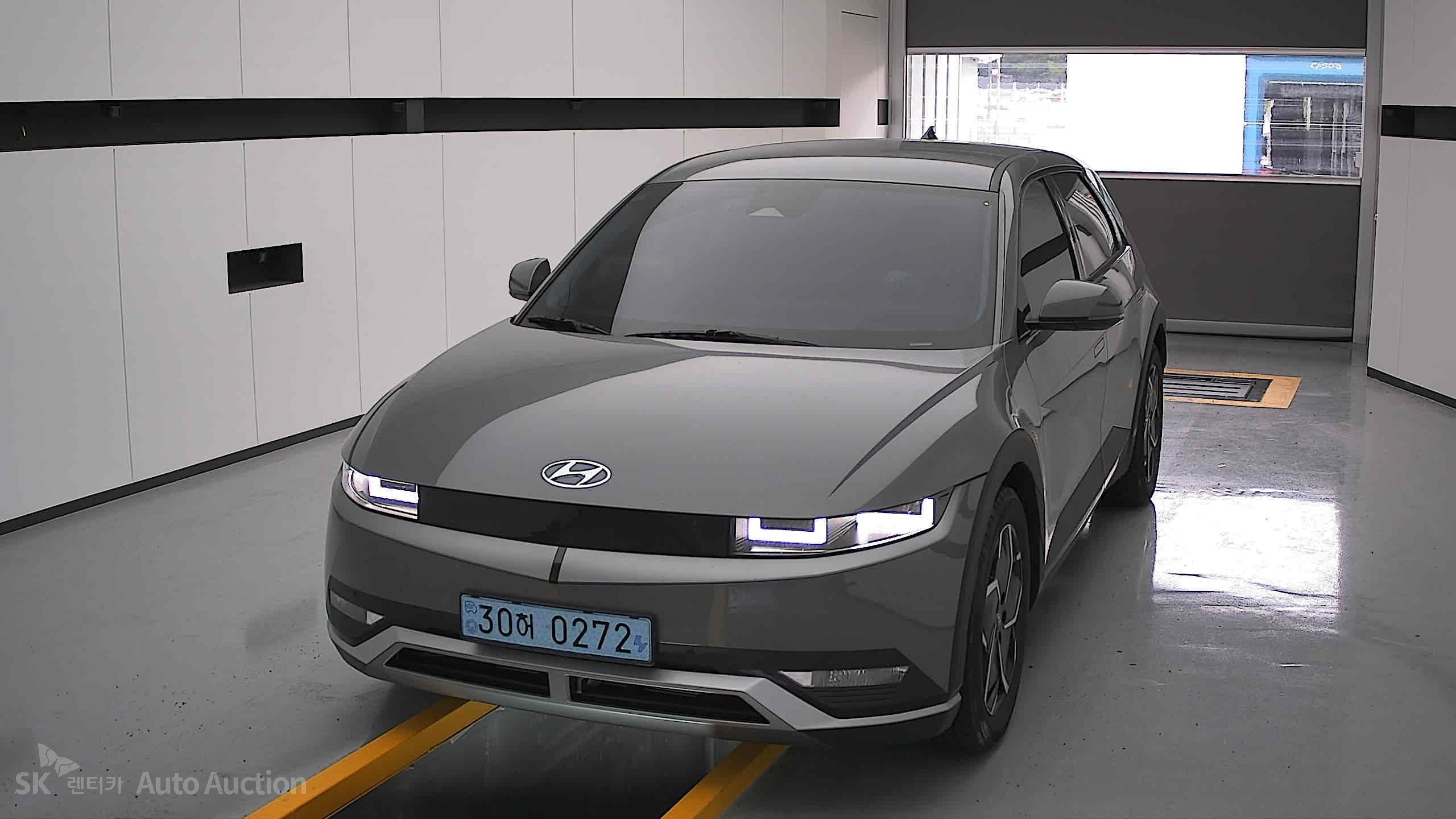 2022 - hyundai ioniq