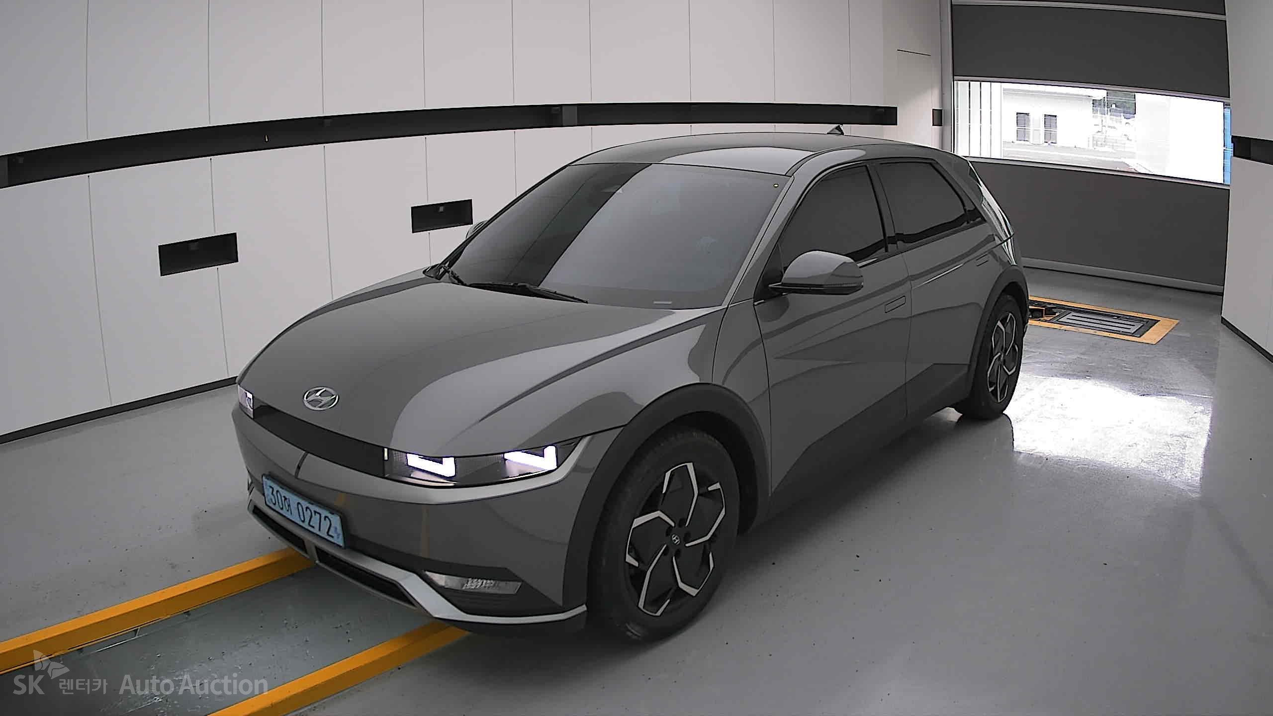 2022 - hyundai ioniq