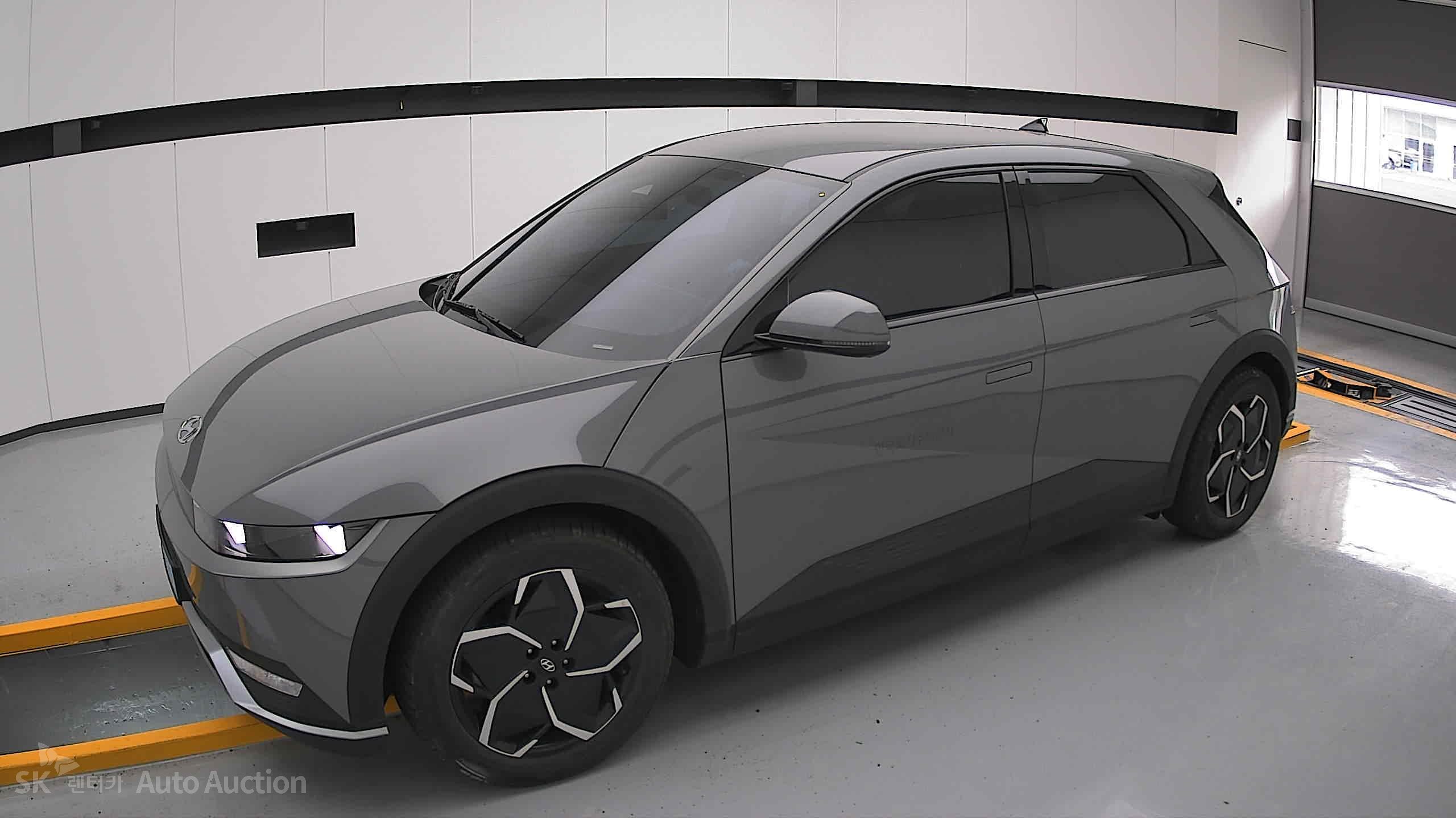 2022 - hyundai ioniq