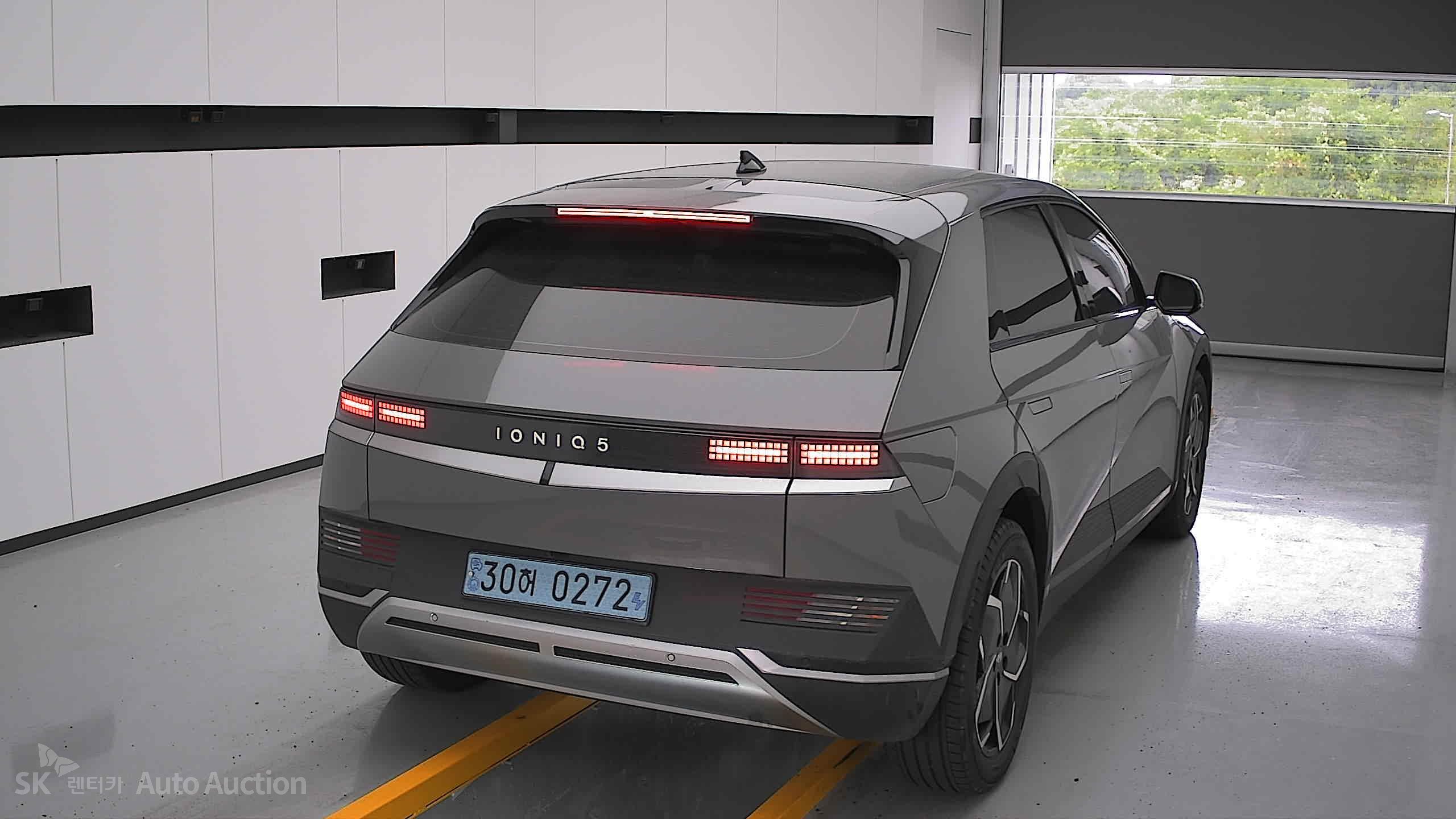 2022 - hyundai ioniq