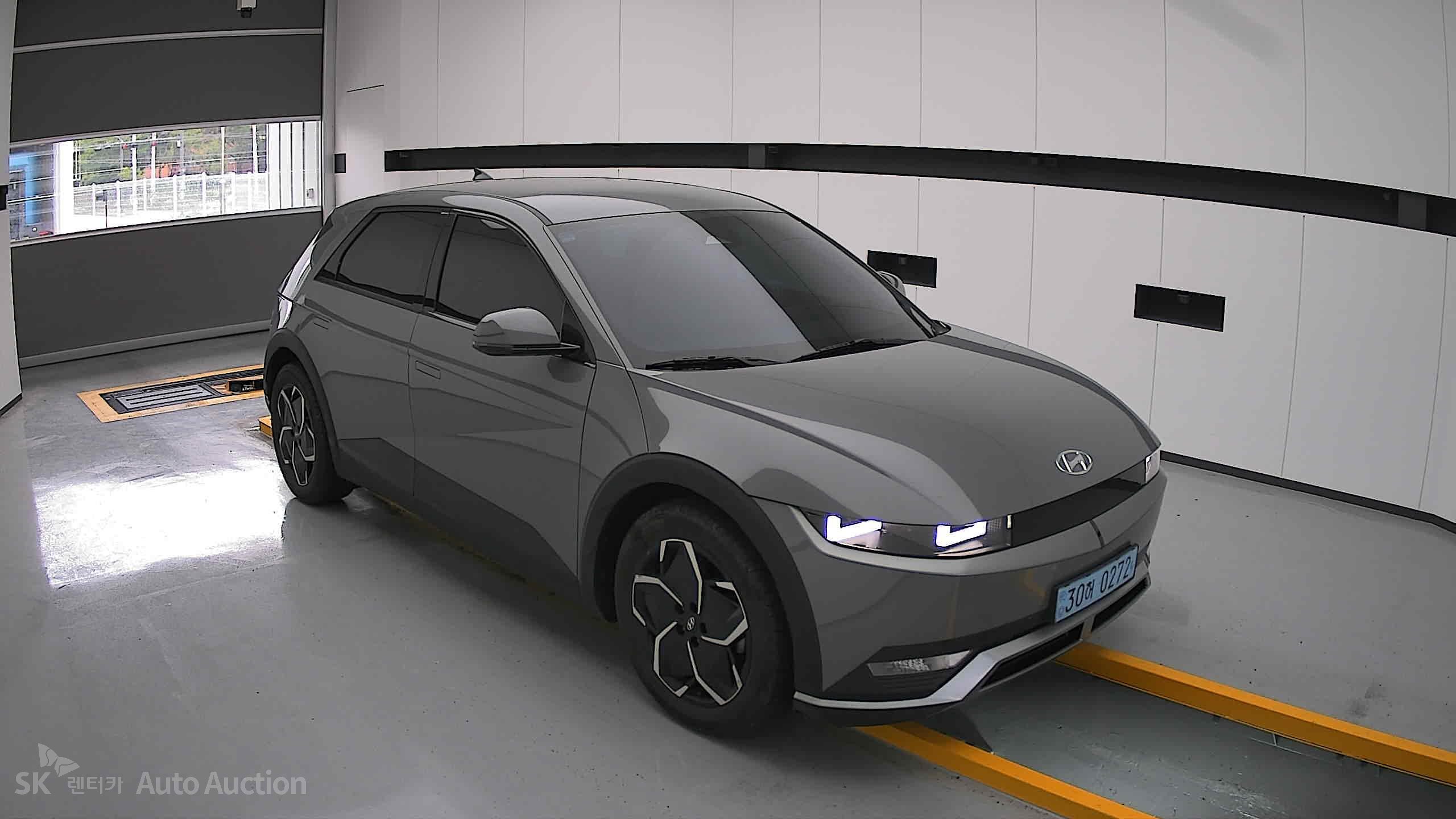 2022 - hyundai ioniq