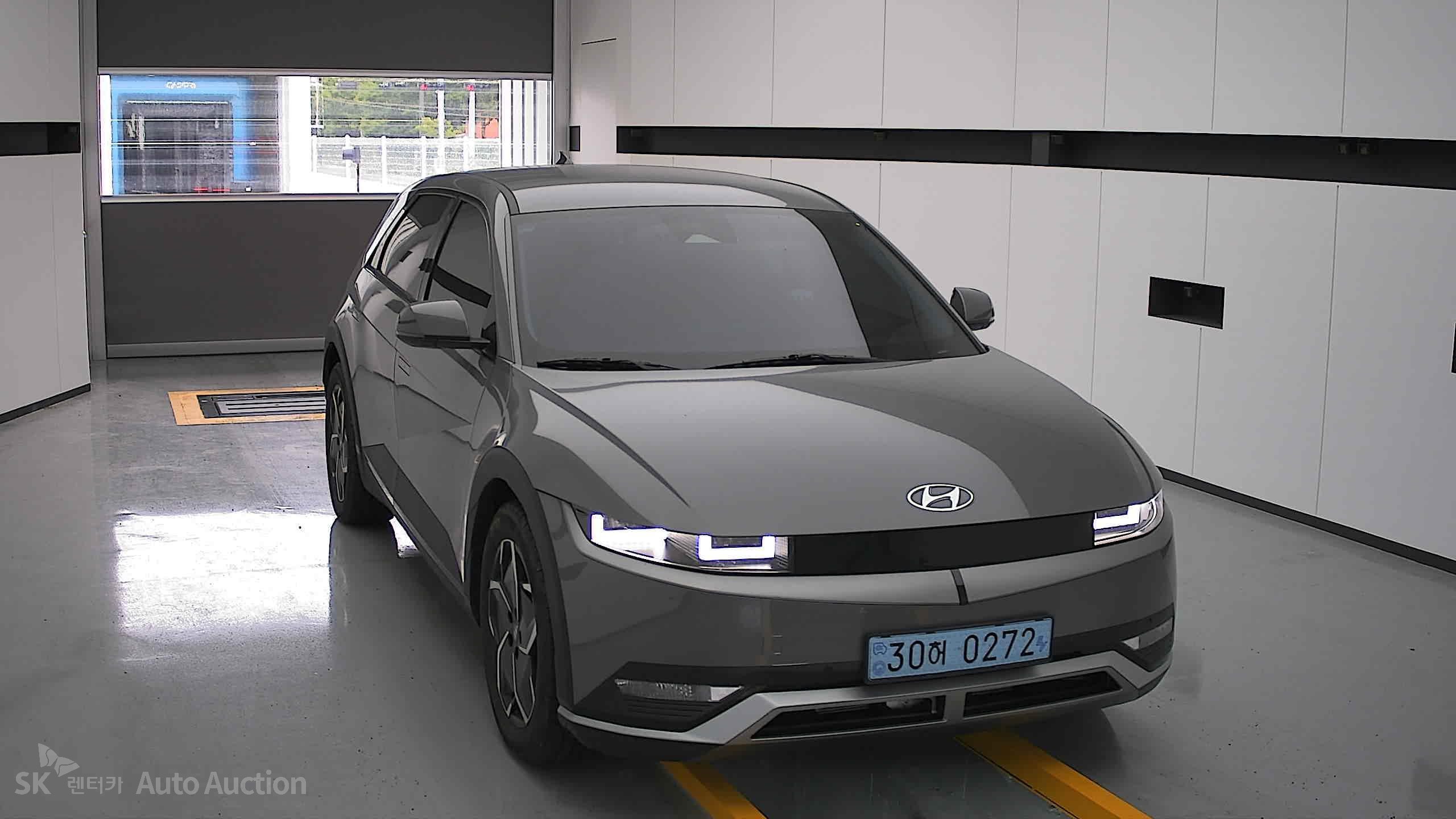 2022 - hyundai ioniq