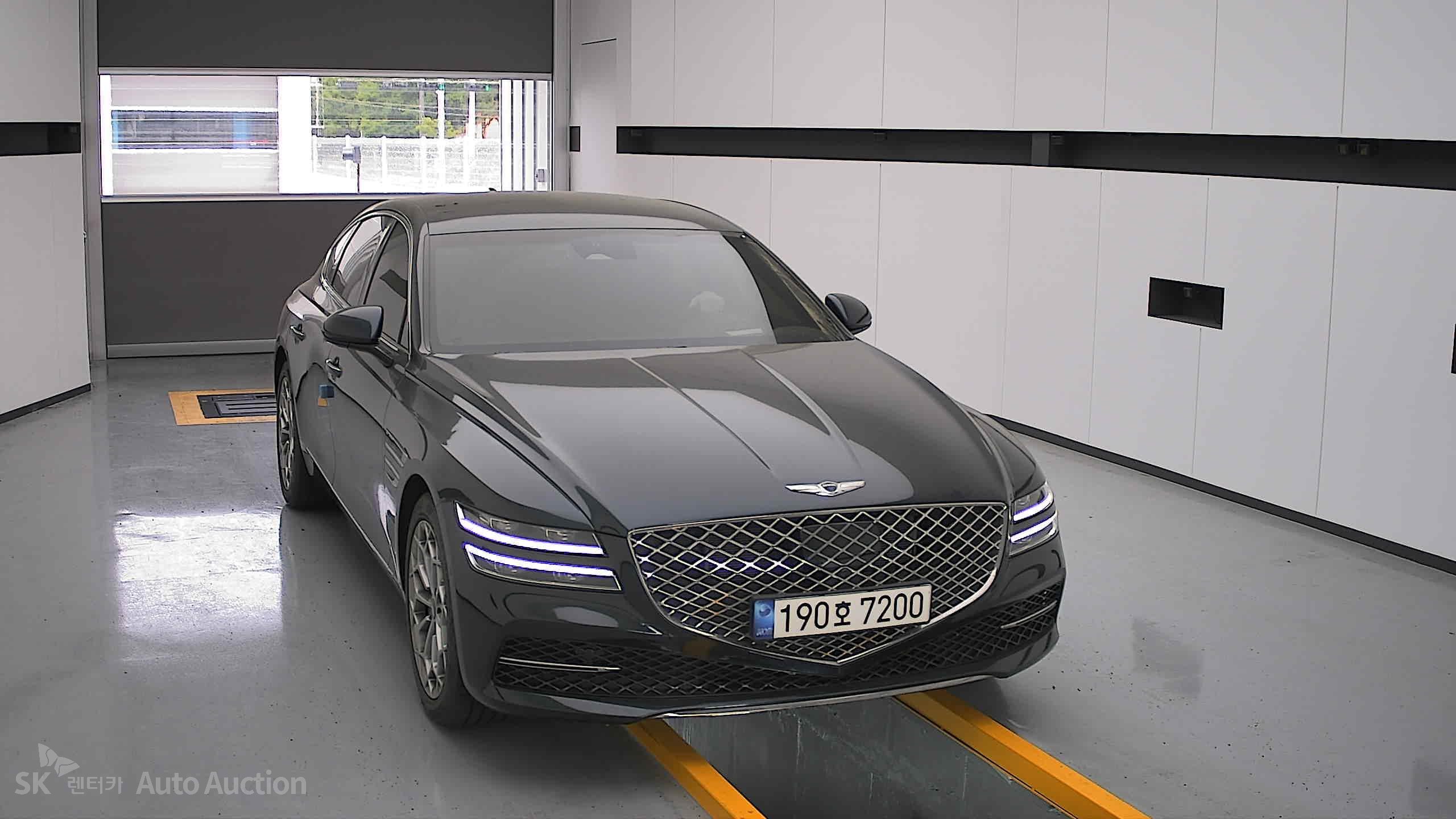 2022 - genesis g80