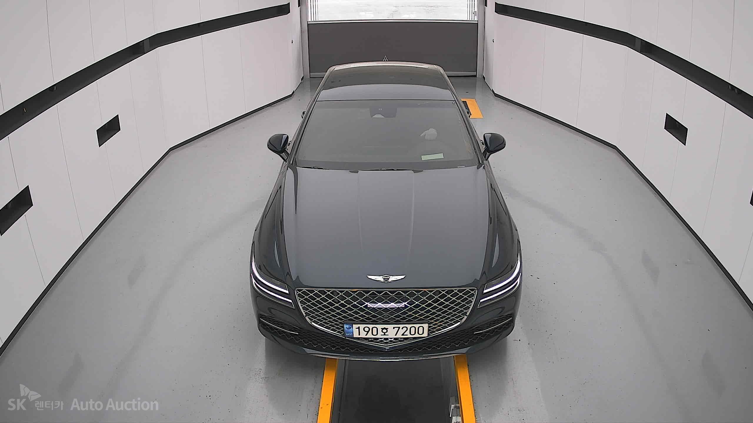 2022 - genesis g80