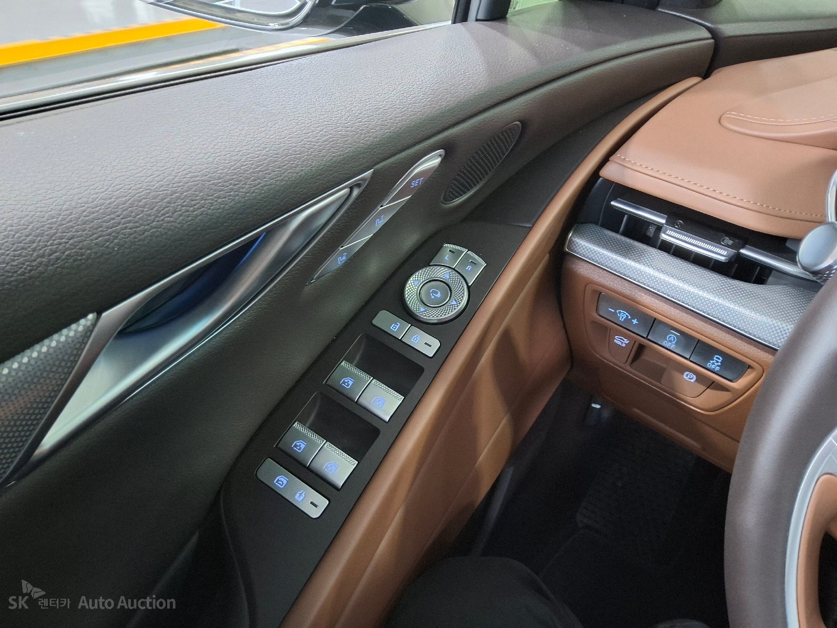 2022 - genesis g80