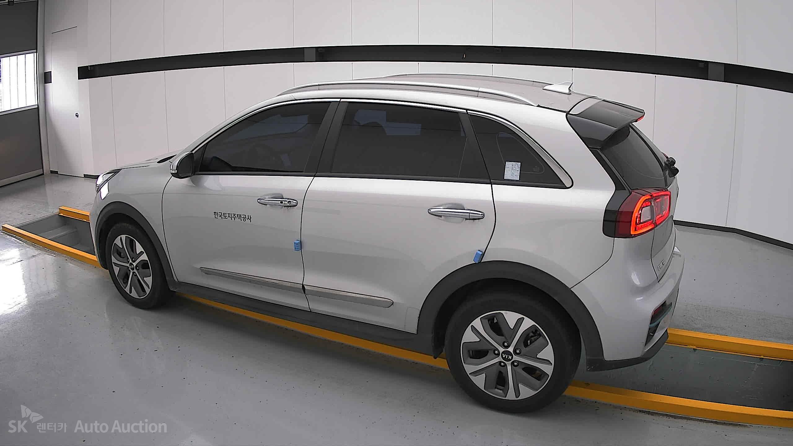 2021 - kia niro