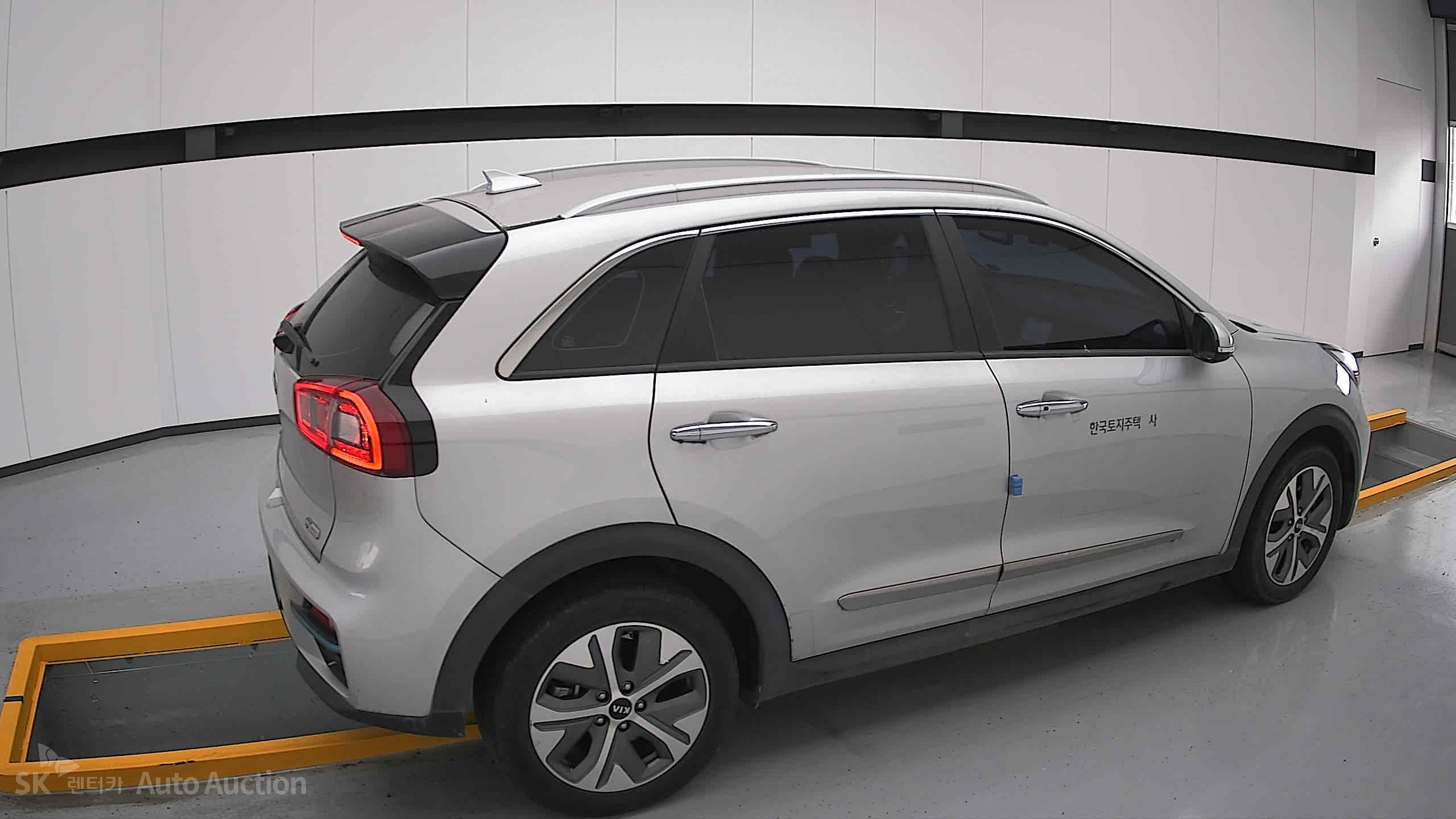 2021 - kia niro