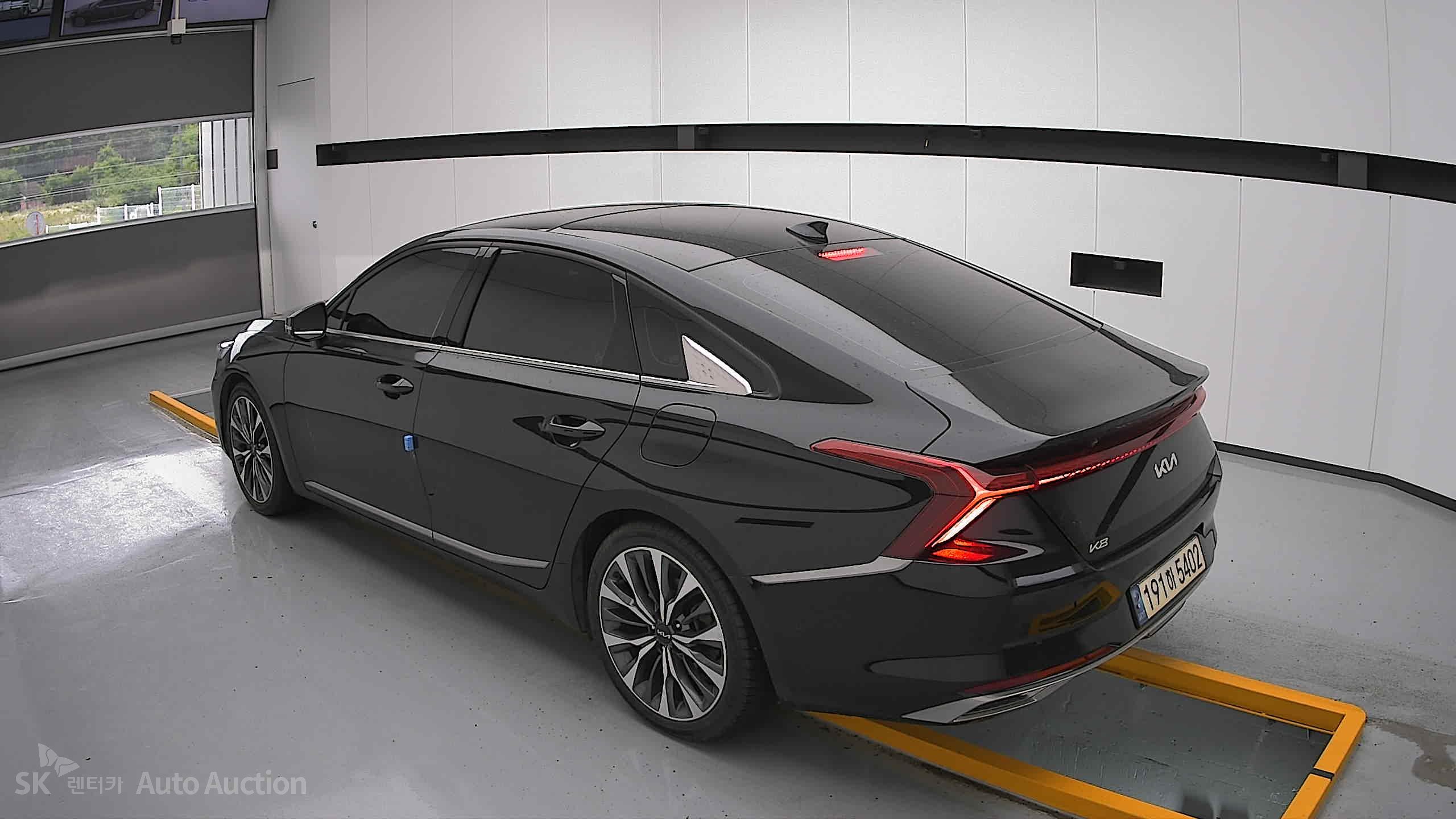 2023 - kia k8