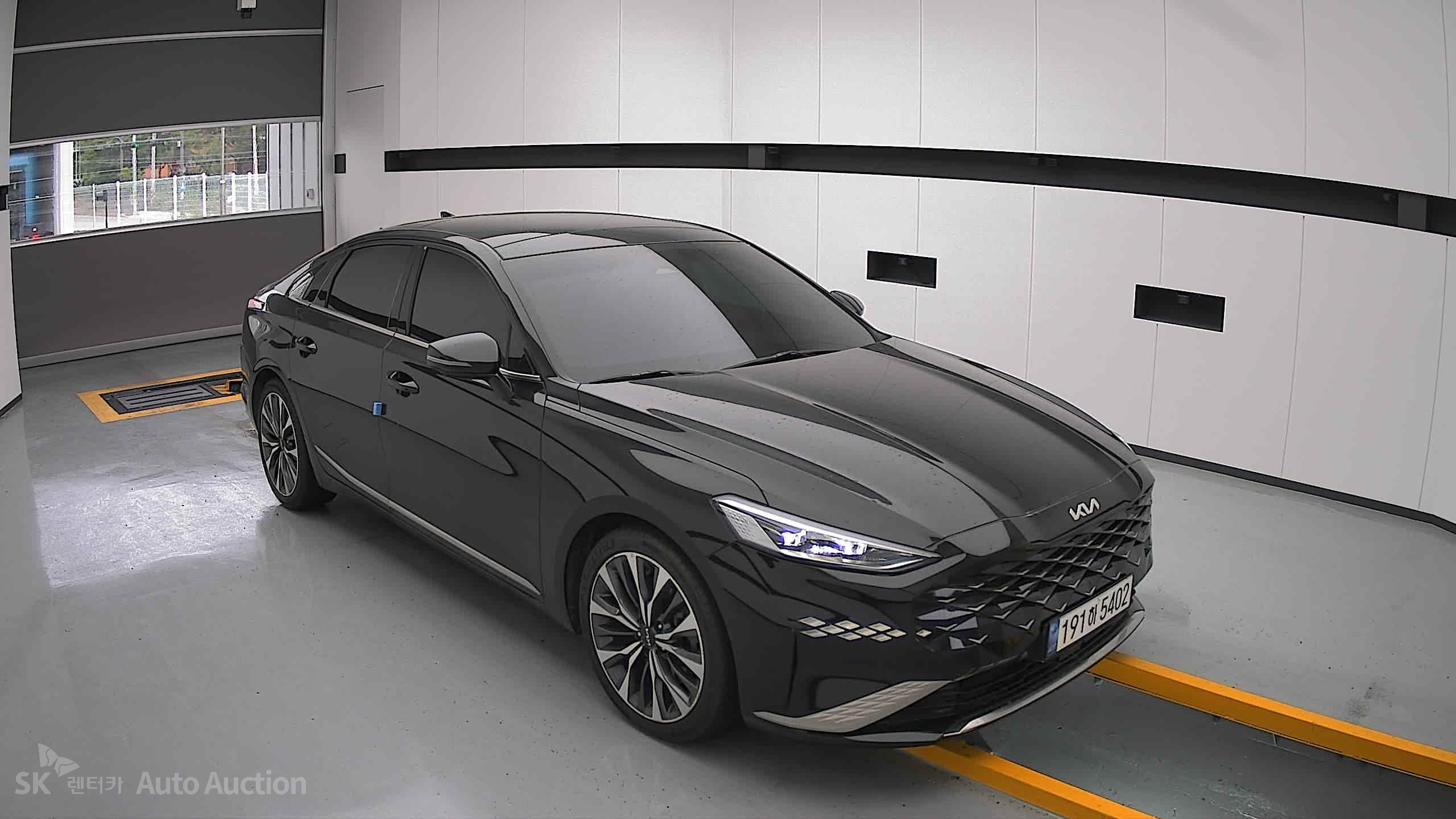 2023 - kia k8