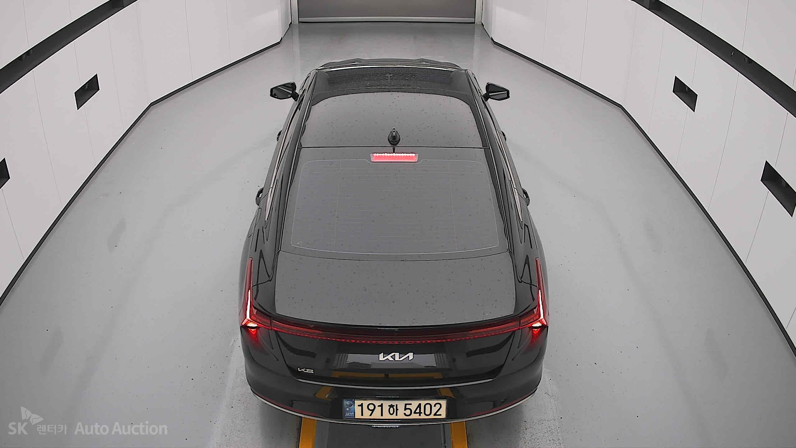 2023 - kia k8