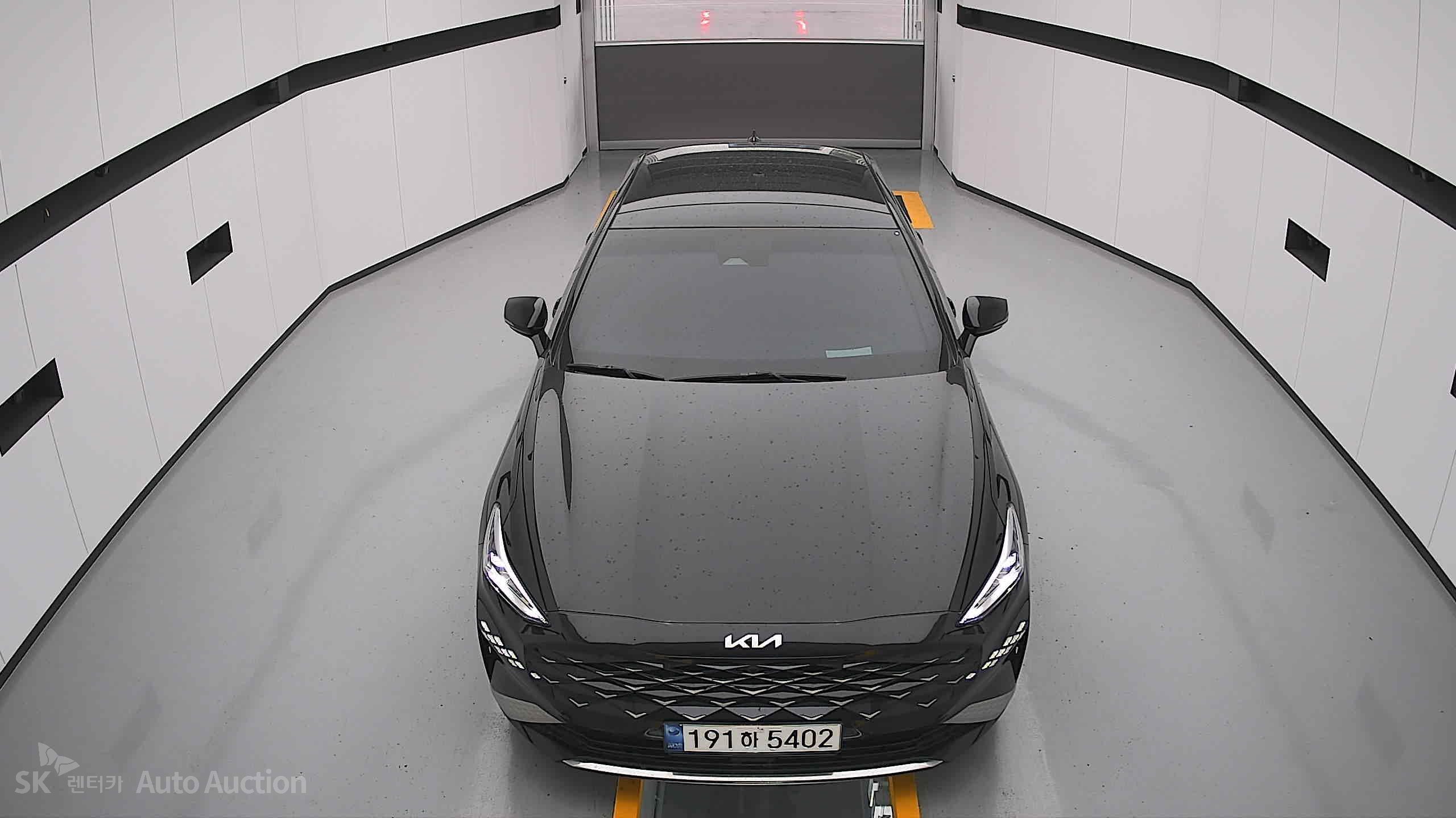 2023 - kia k8