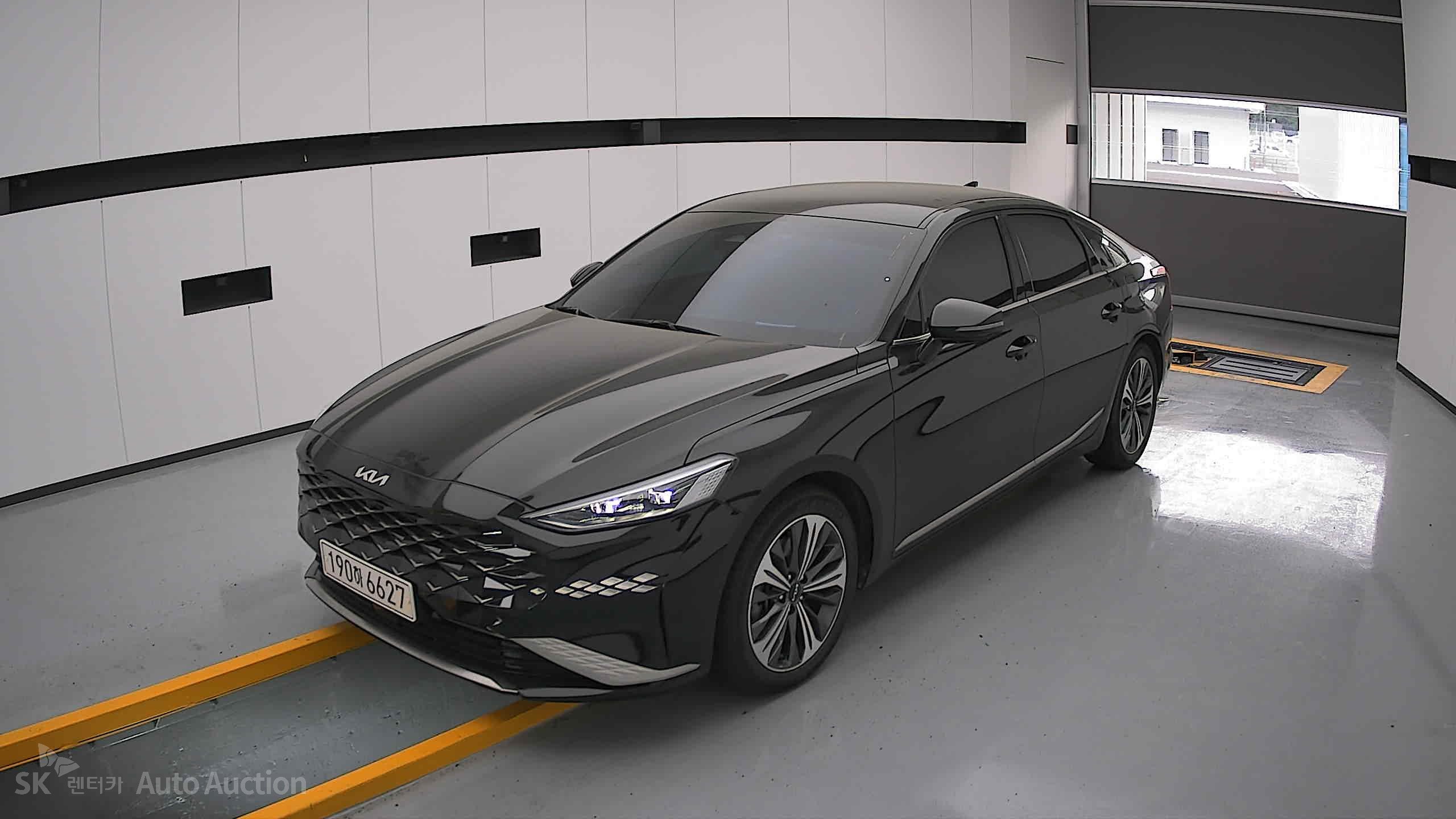 2023 - kia k8