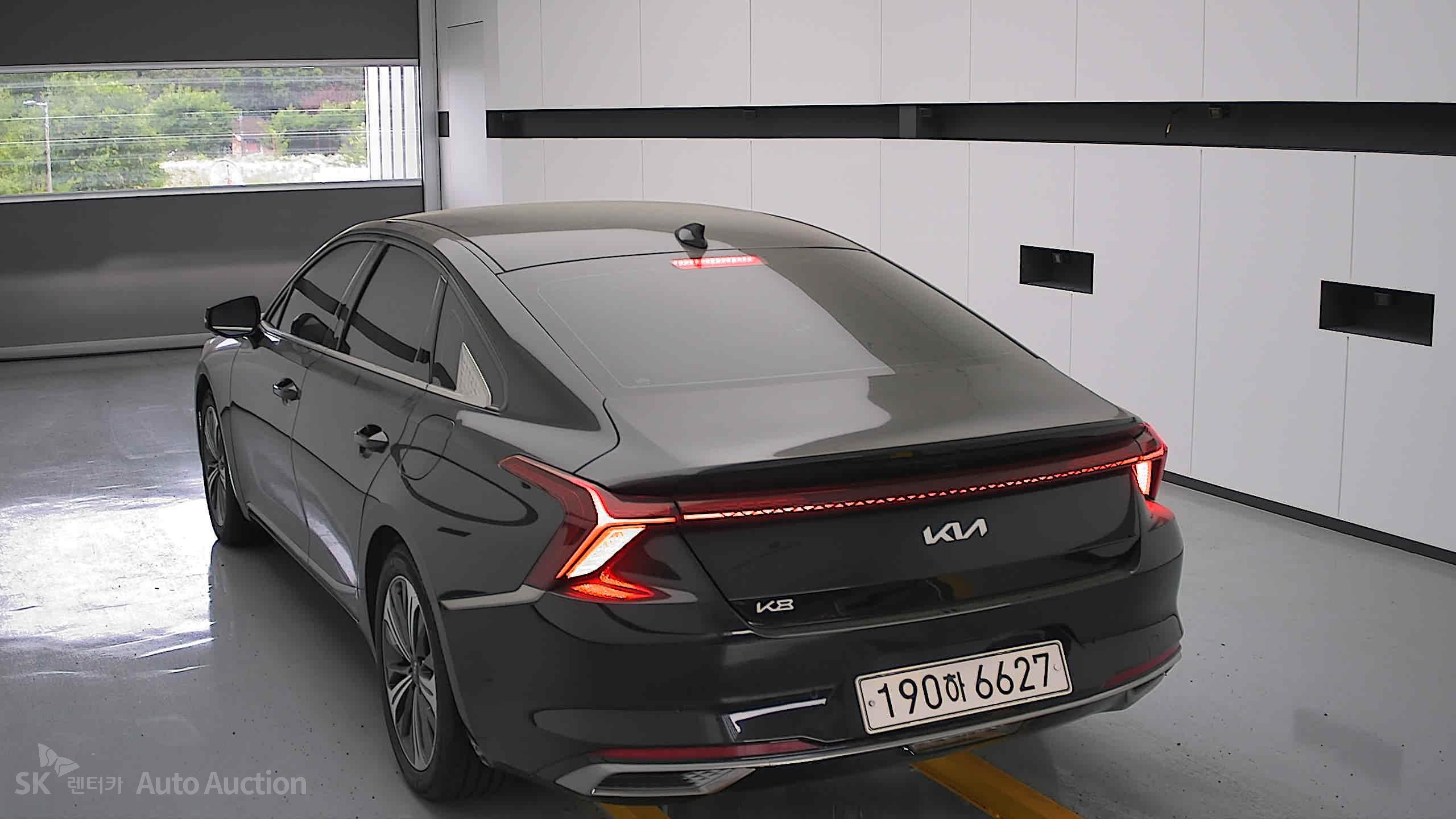 2023 - kia k8