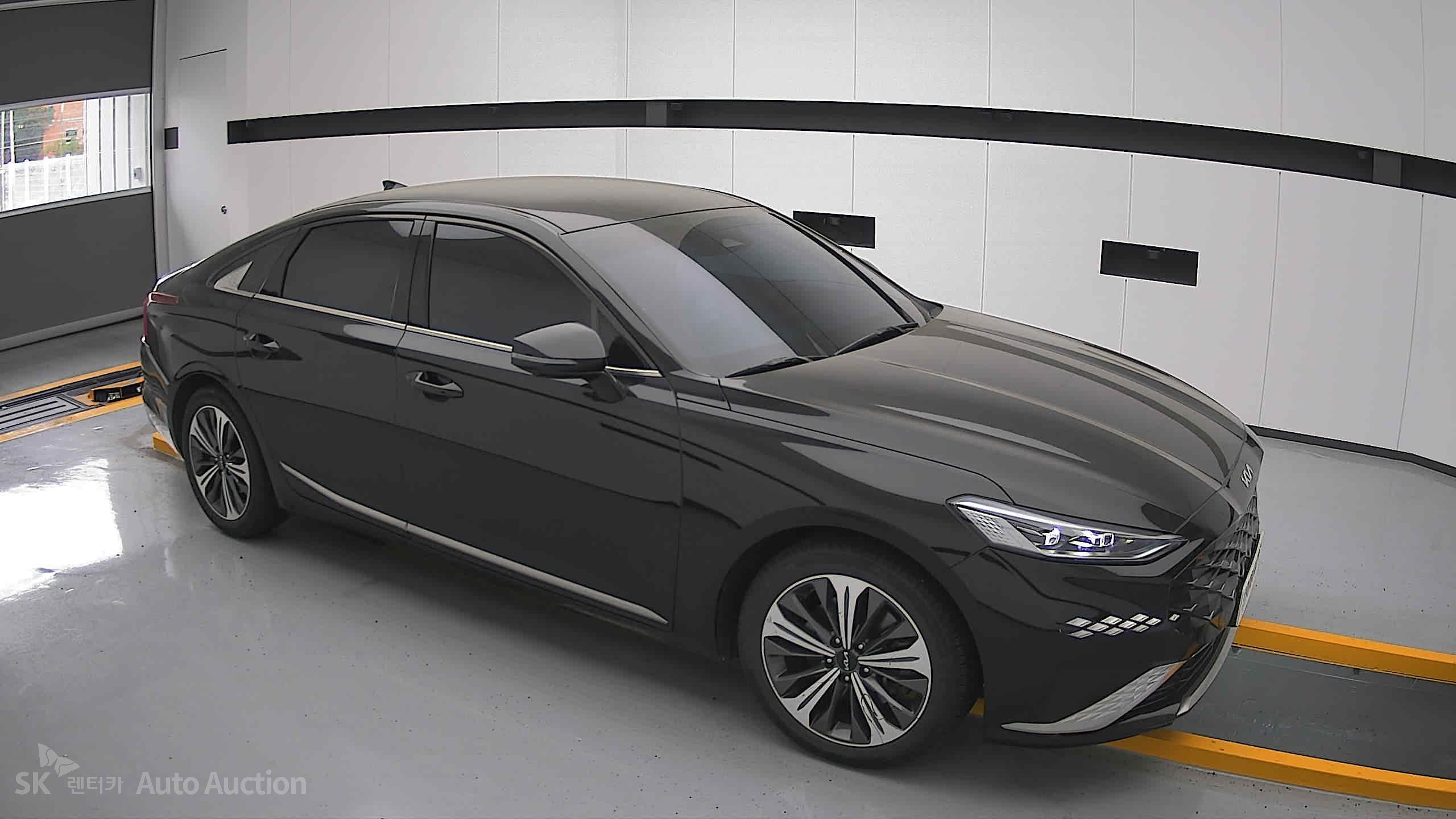 2023 - kia k8