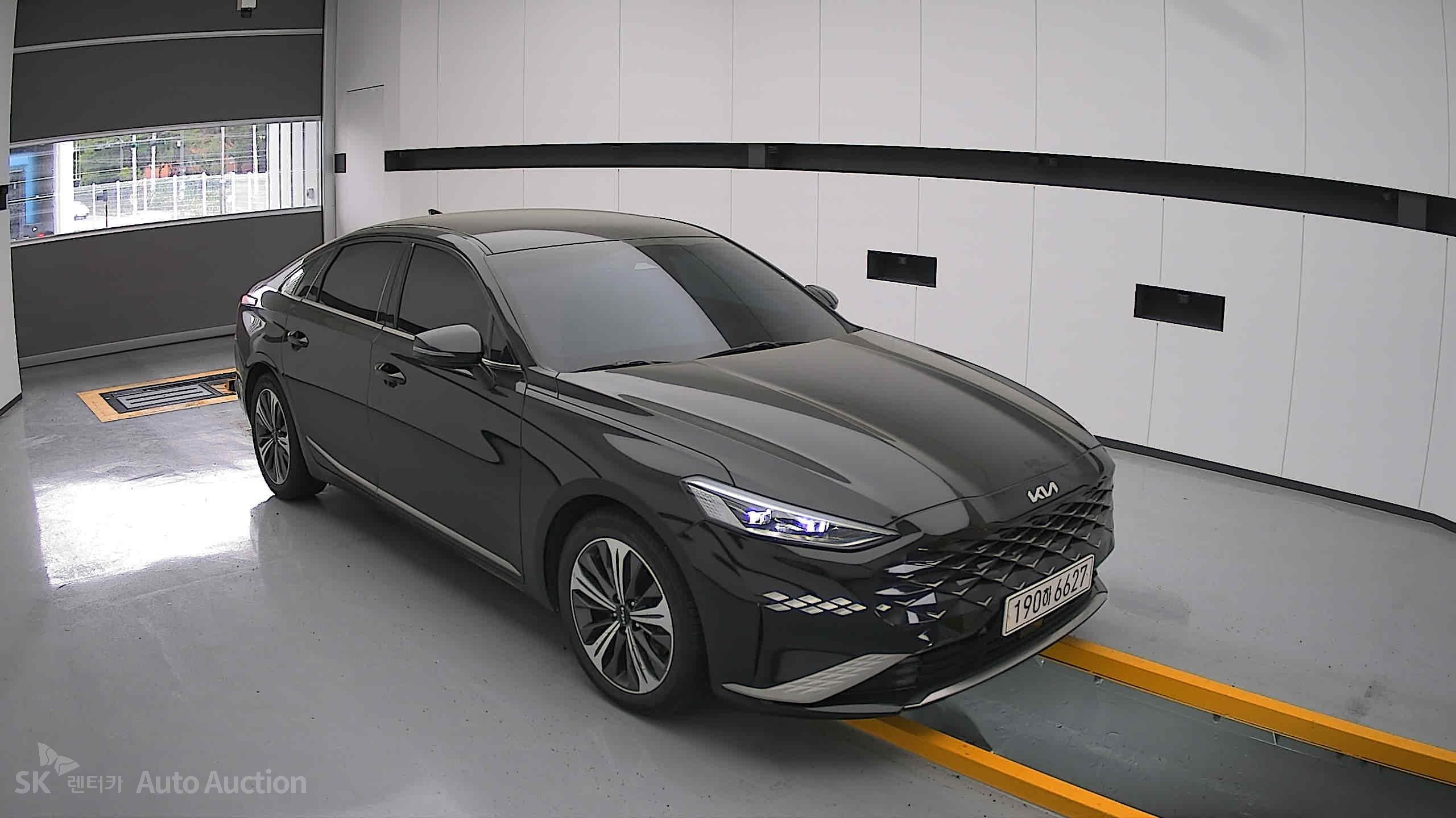 2023 - kia k8