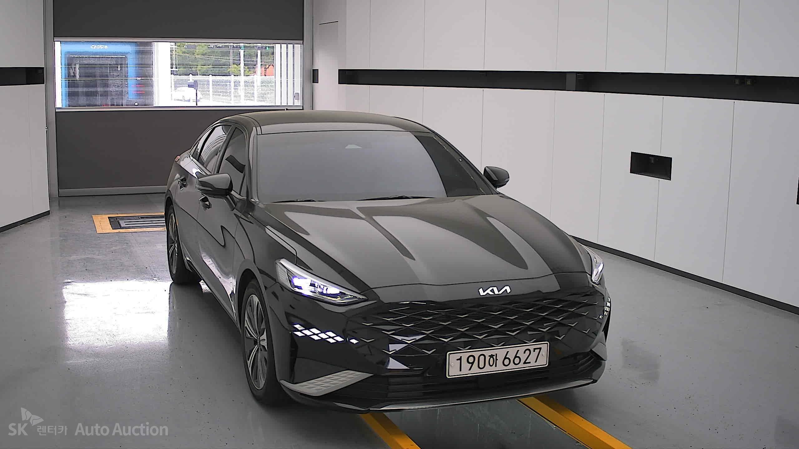 2023 - kia k8