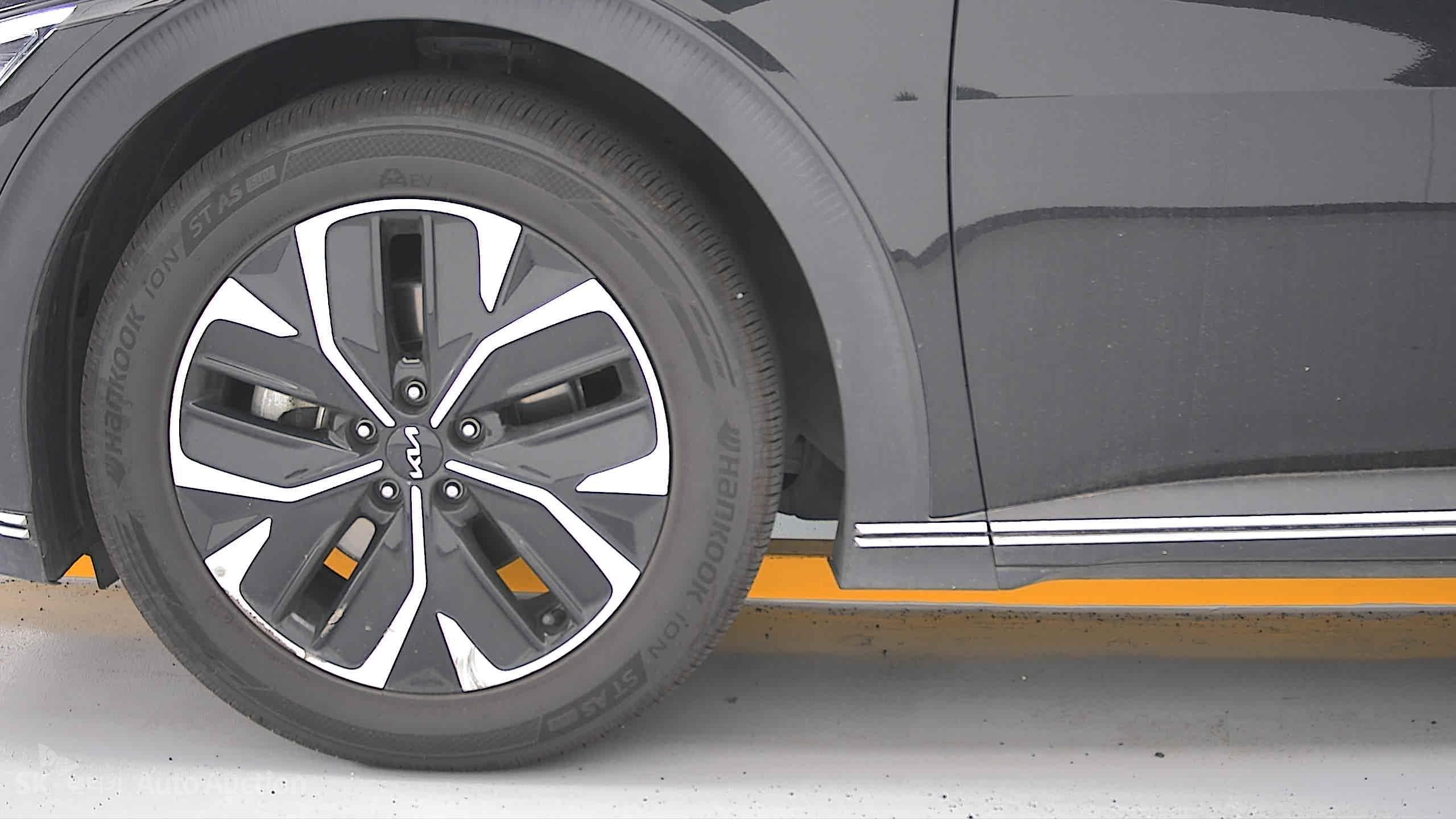 2022 - kia ev6