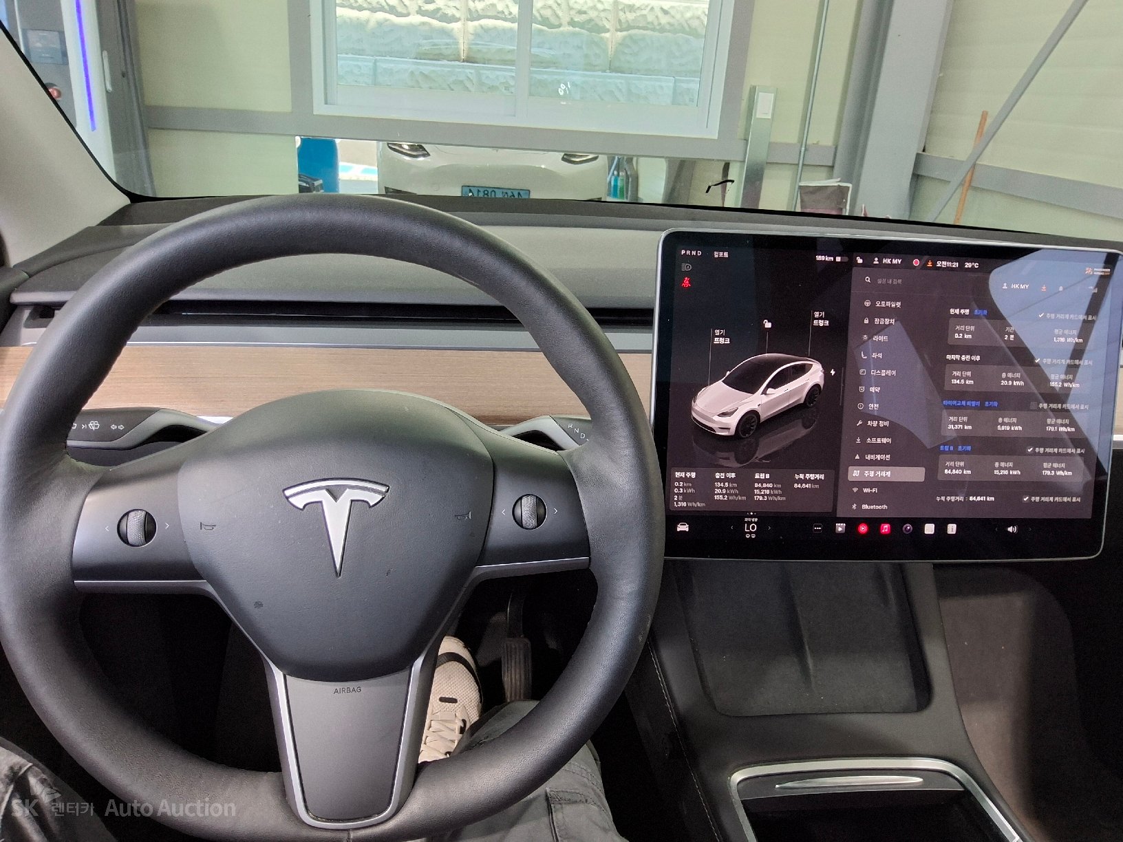 2022 - tesla model y