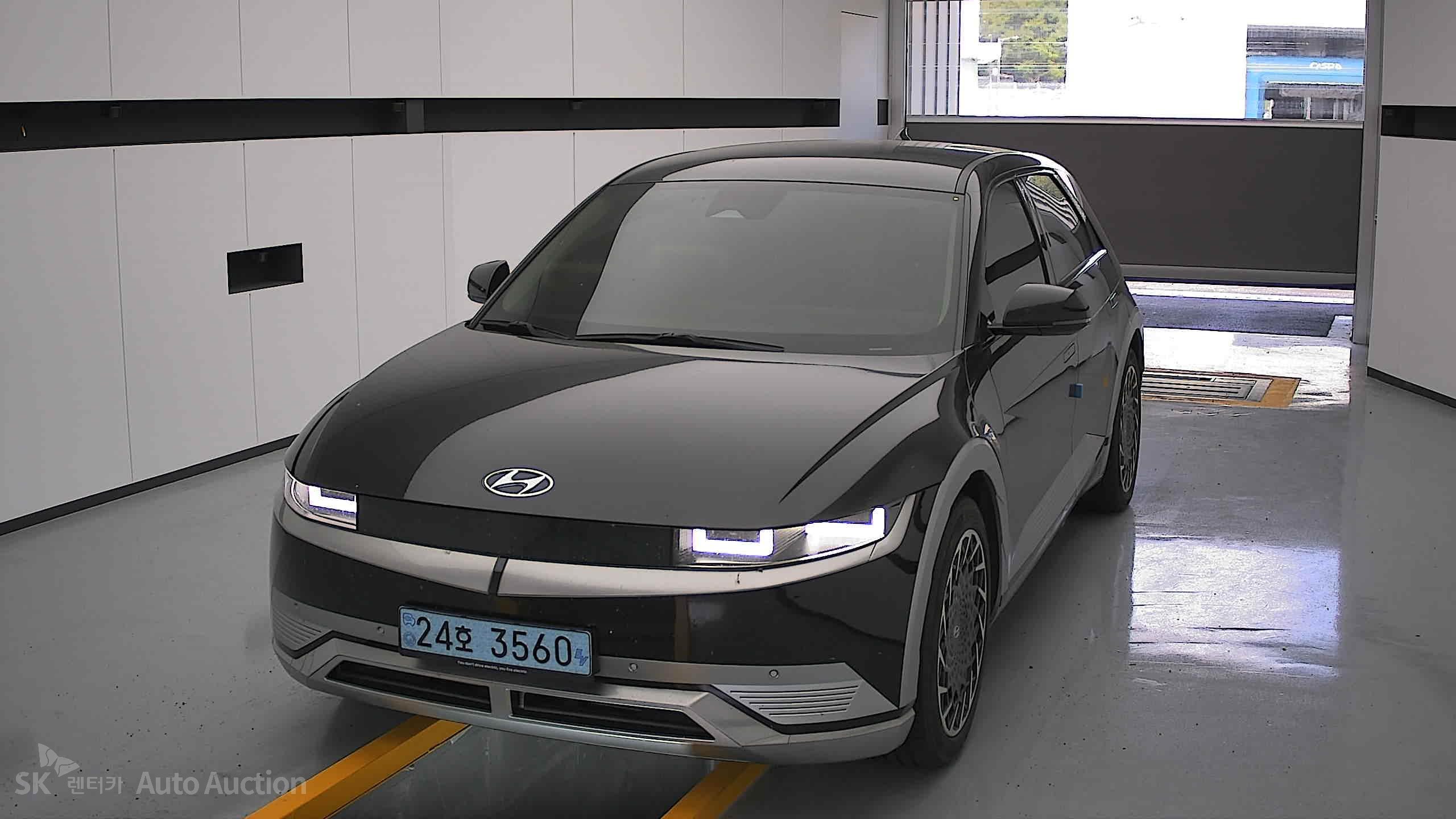 2022 - hyundai ioniq
