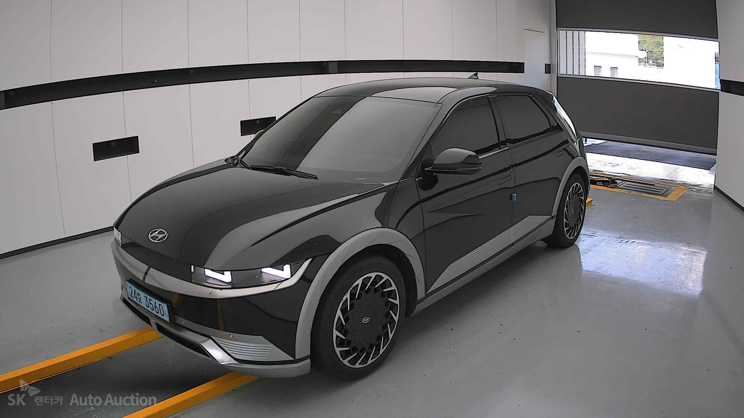 2022 - hyundai ioniq
