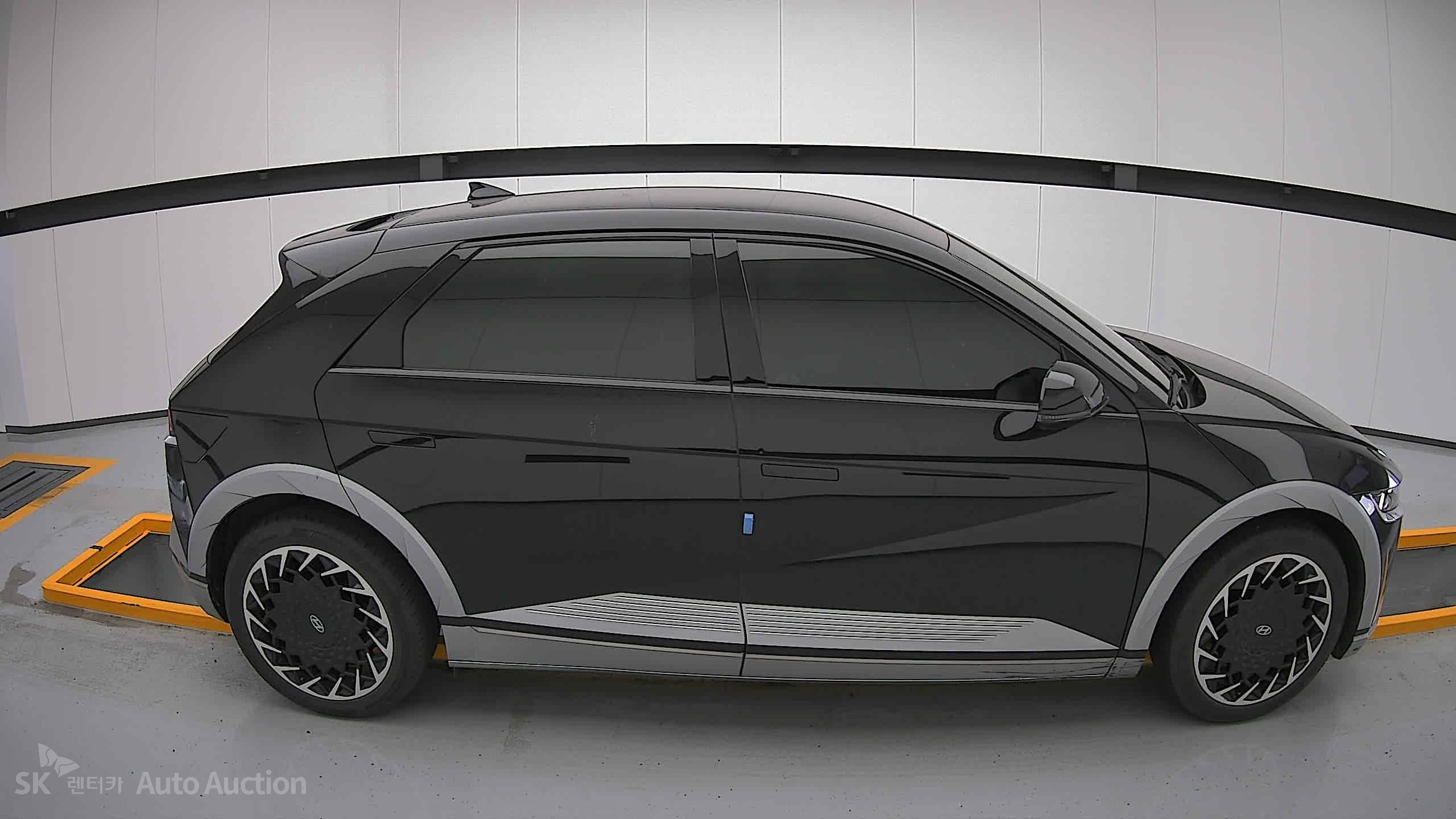 2022 - hyundai ioniq