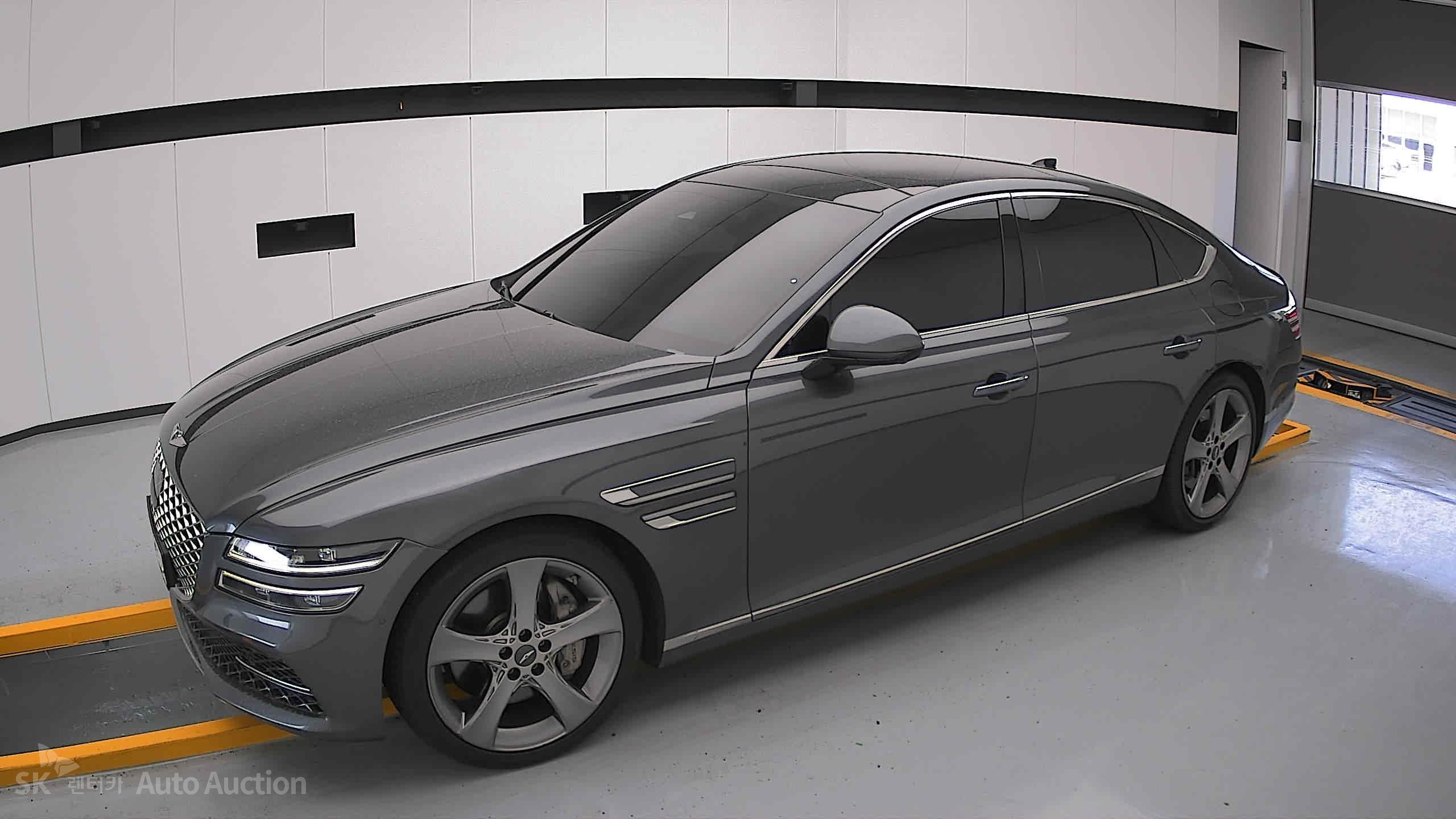 2021 - genesis g80