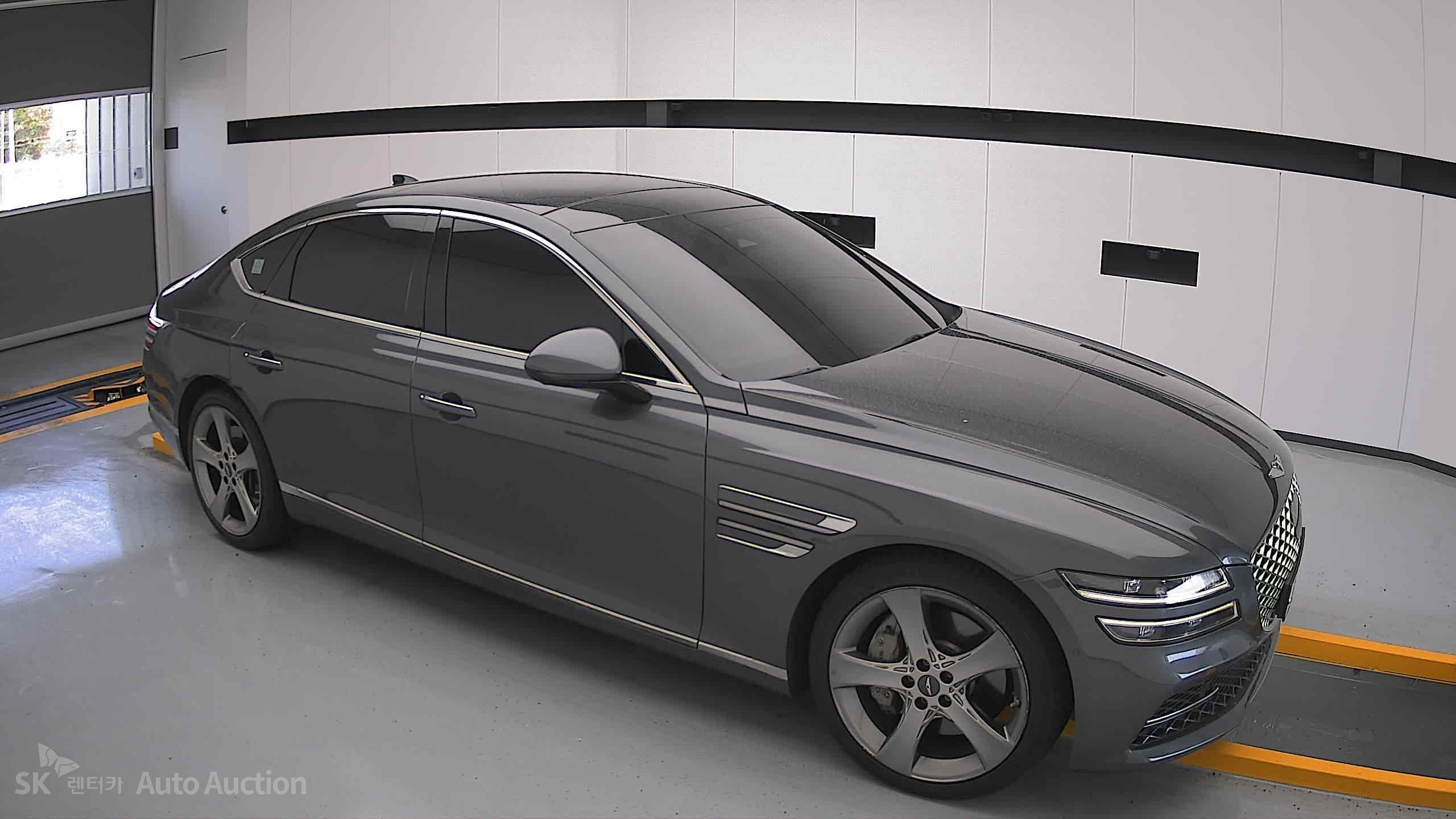 2021 - genesis g80