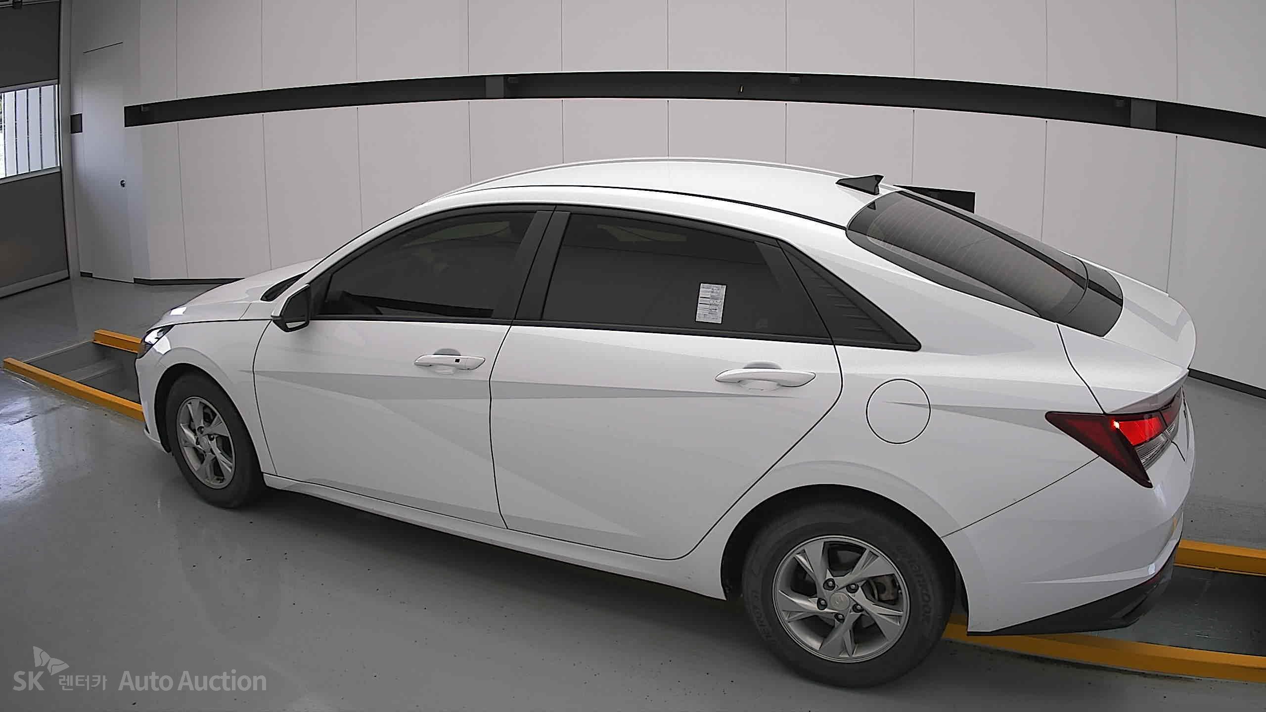 2022 - hyundai avante
