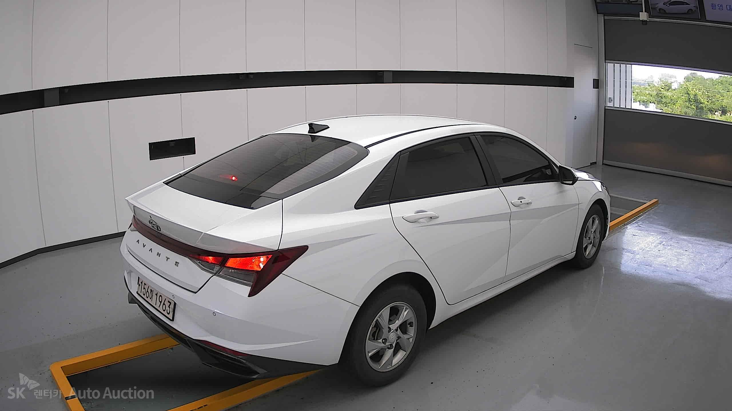 2022 - hyundai avante
