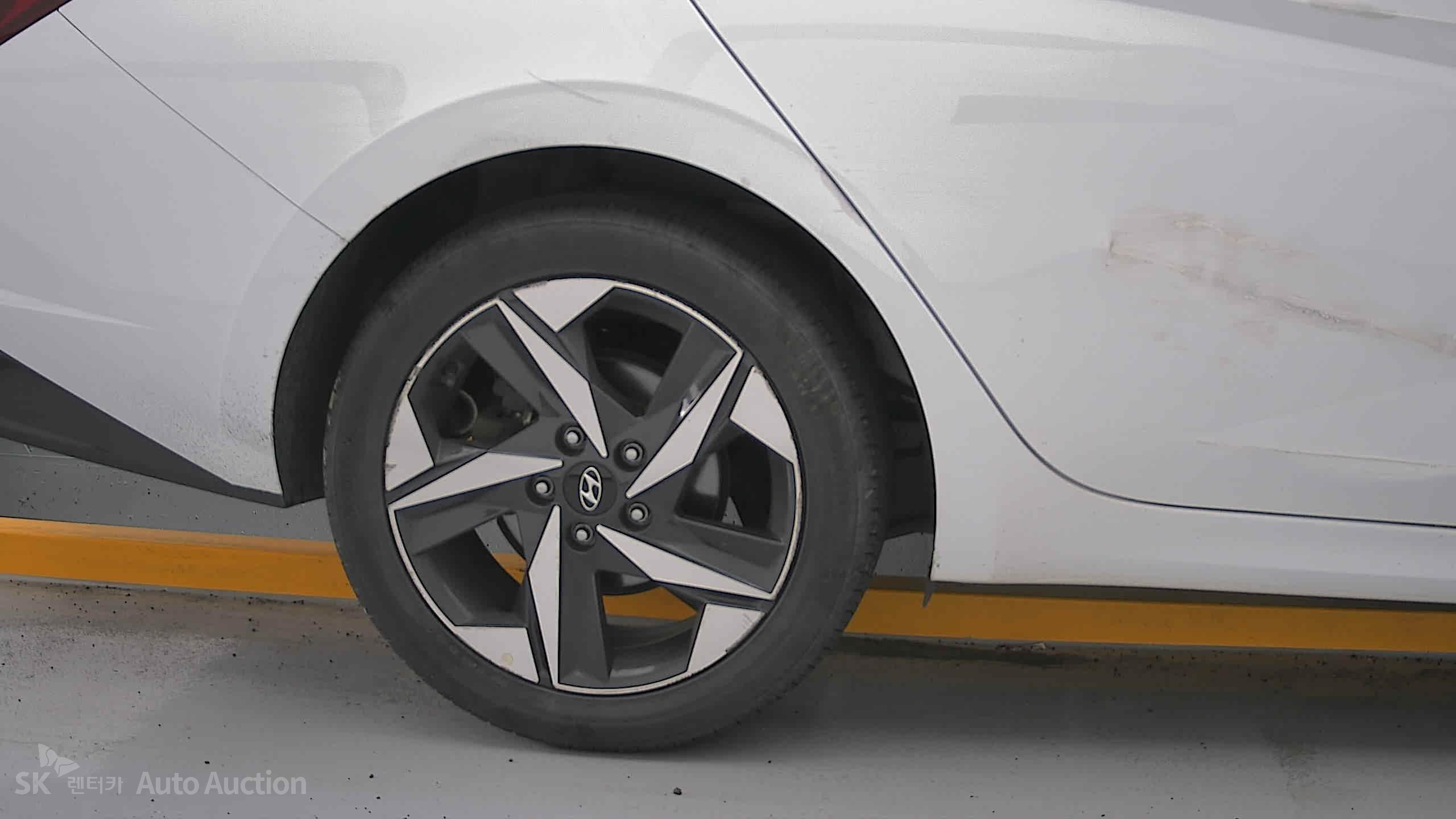 2023 - hyundai avante