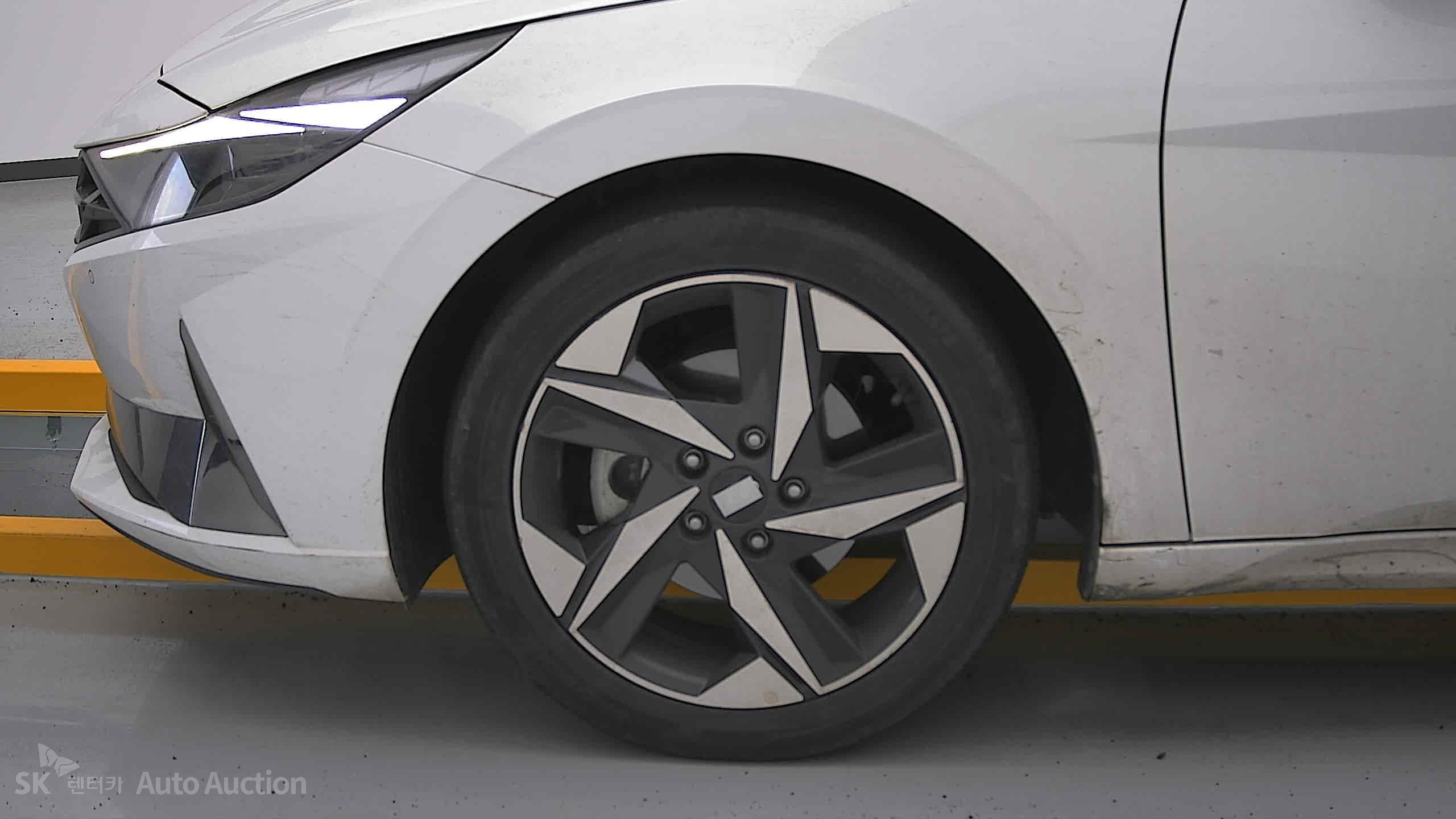 2023 - hyundai avante
