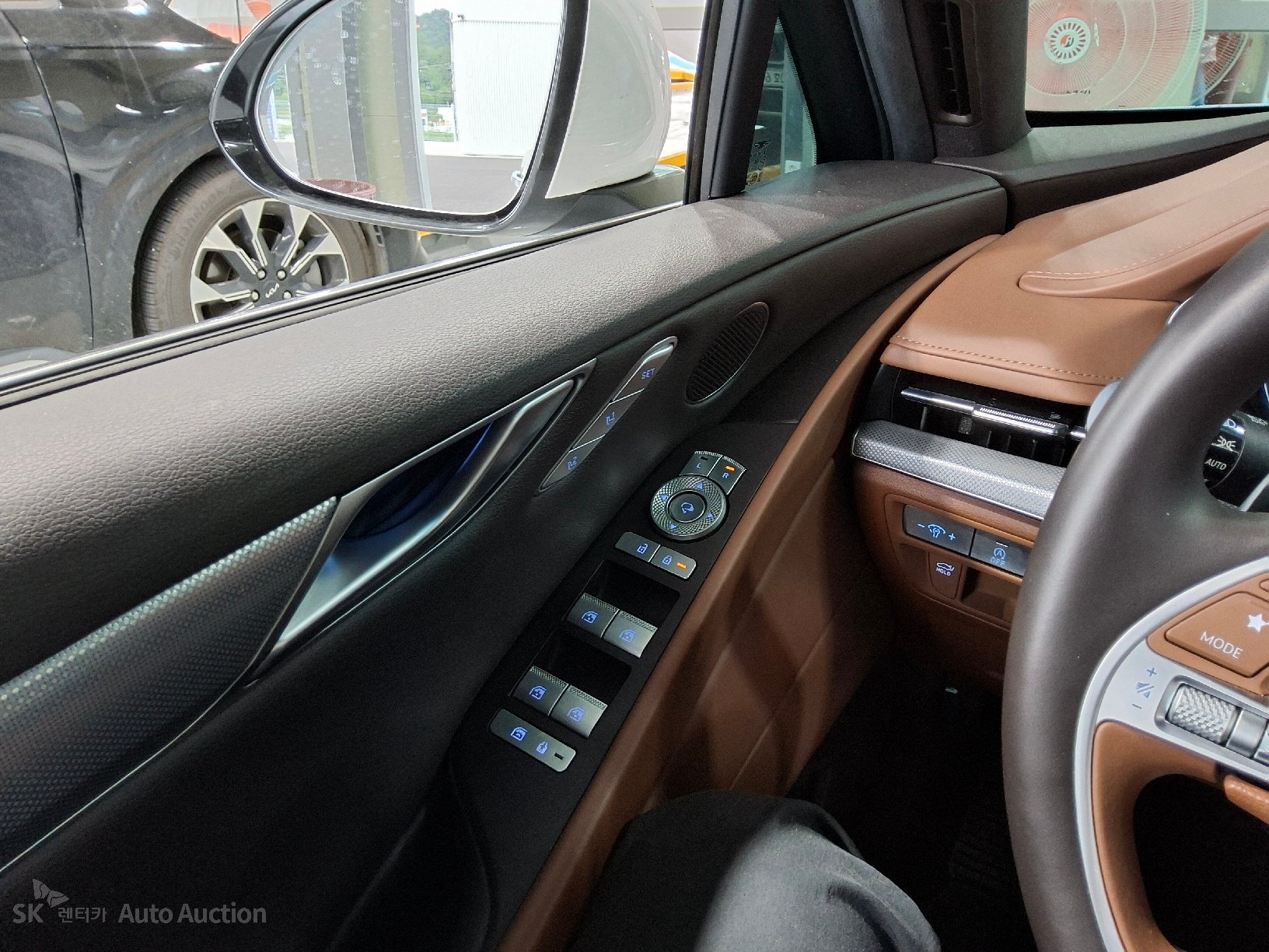2022 - genesis g80