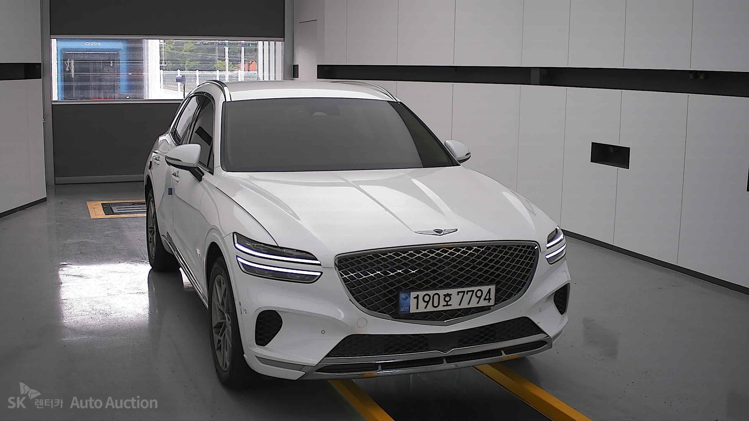 2023 - genesis gv70