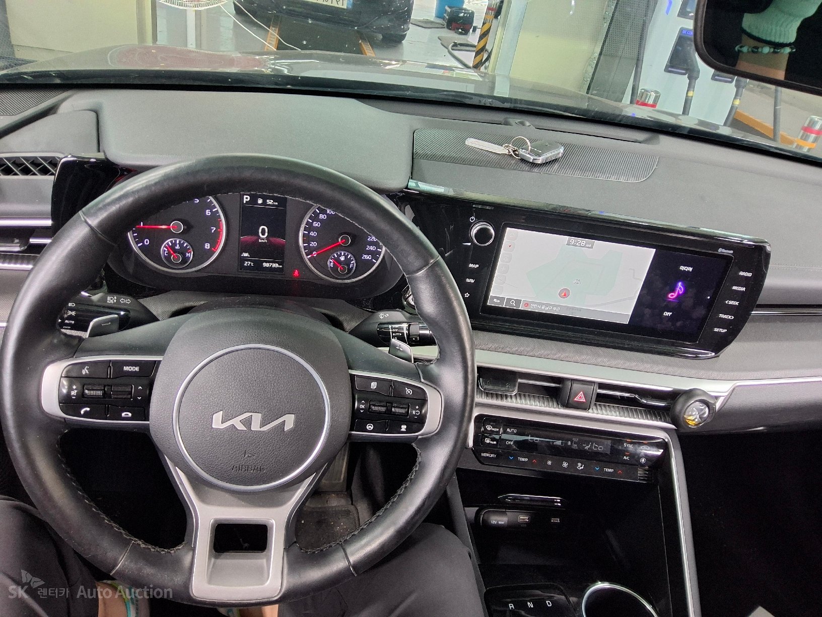 2022 - kia k5
