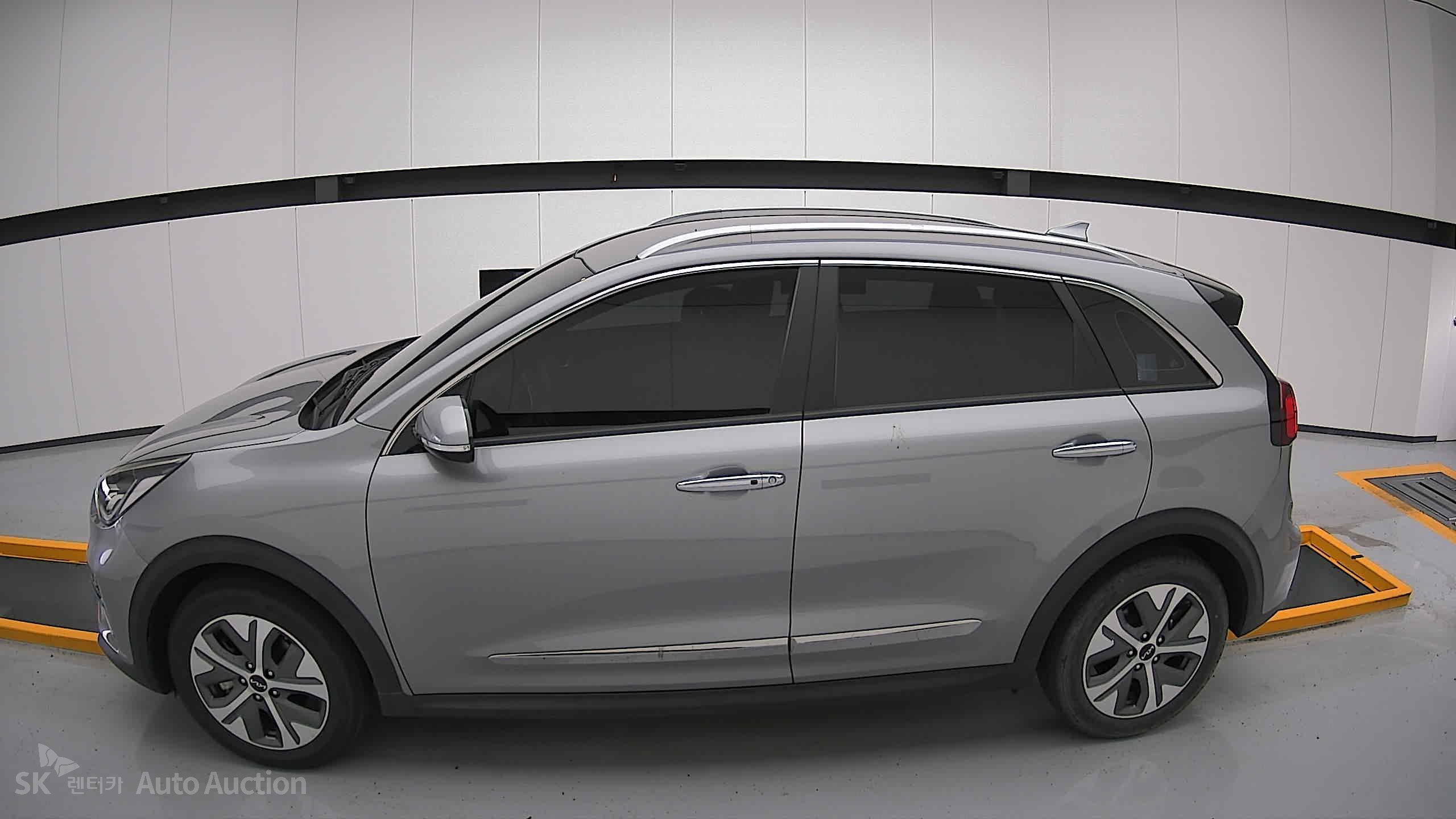 2022 - kia niro