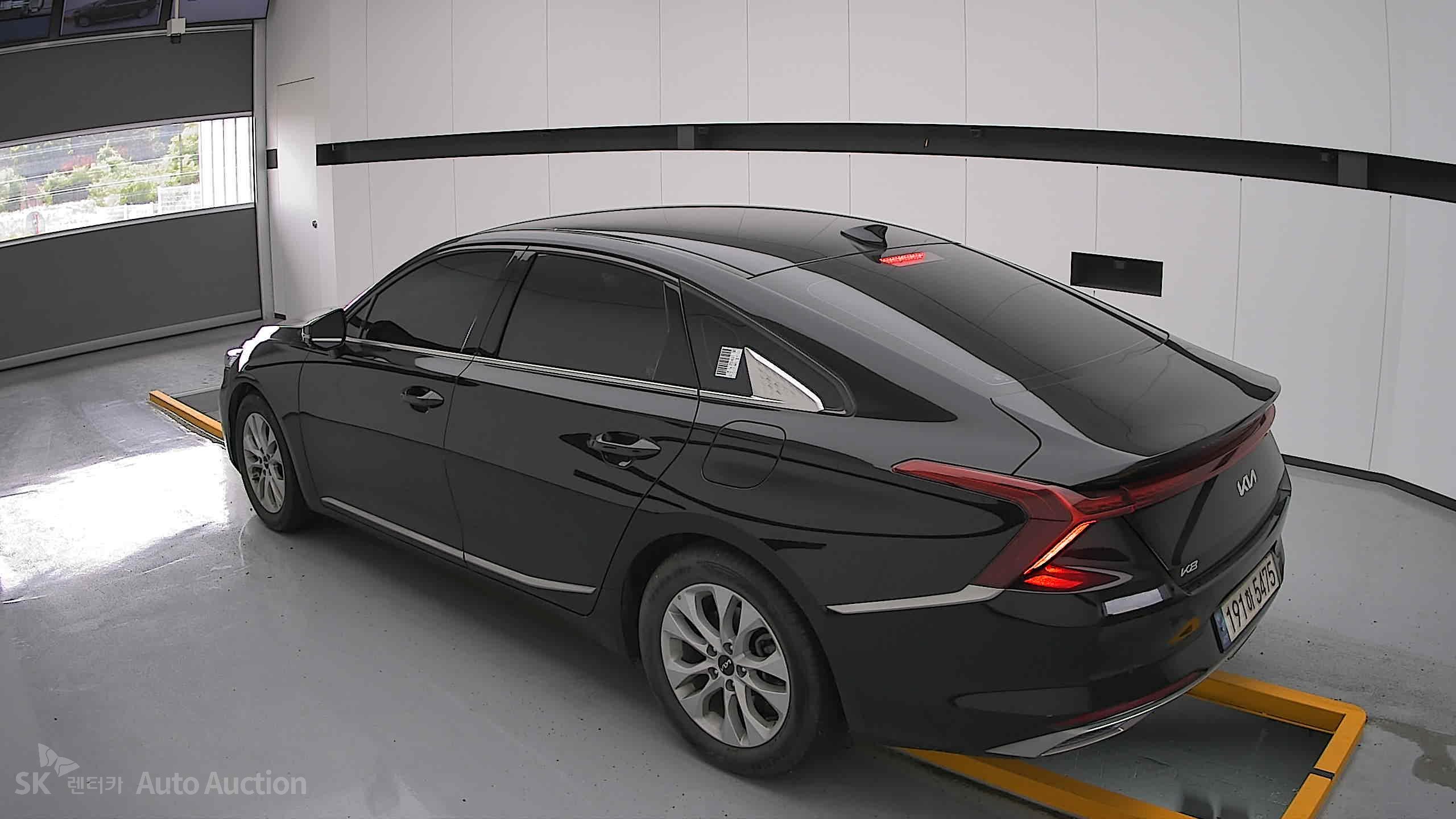 2023 - kia k8